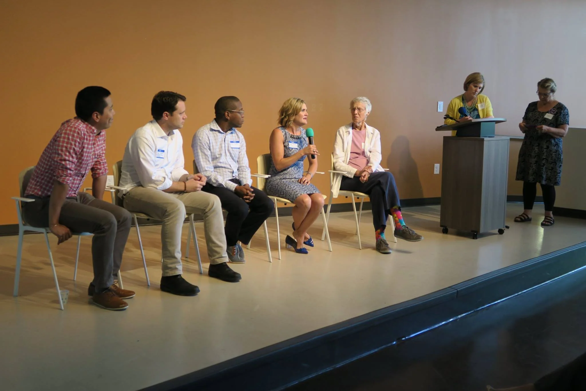 Panel discussion of questions from the audience.