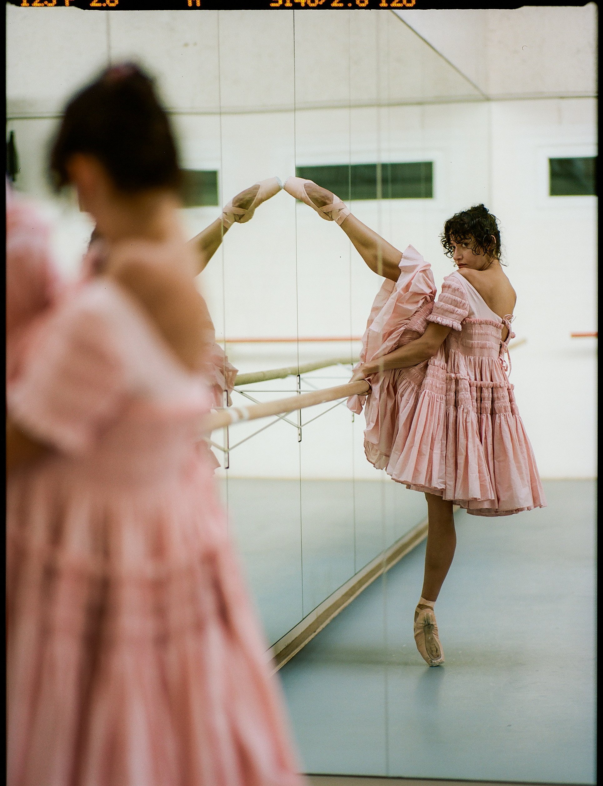 Ballet Portra 160-14.jpg