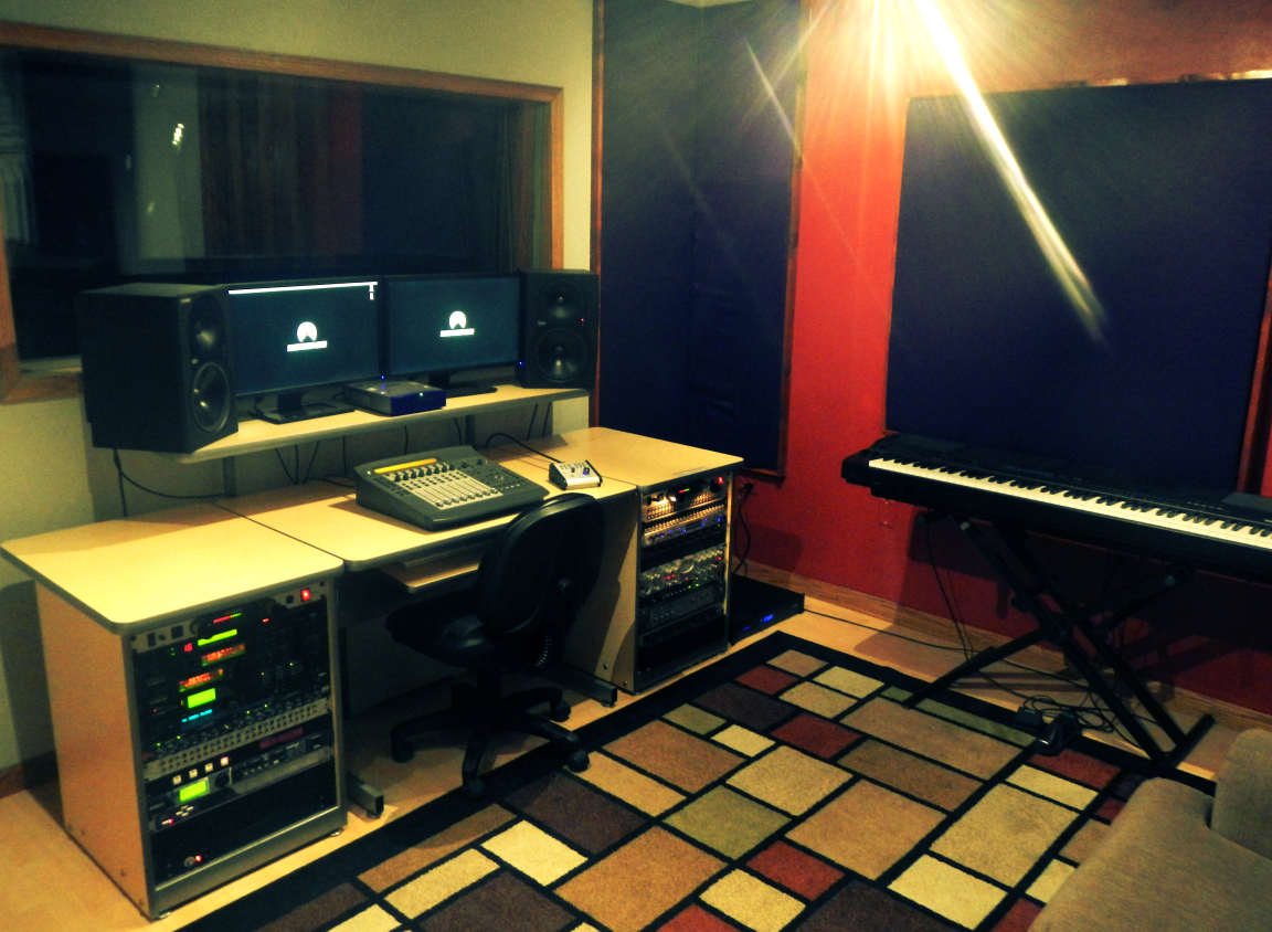 control_room_01_small.png
