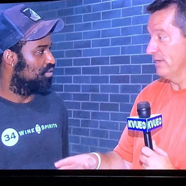 We see you @williams.
-
-
-
-
#rickywilliams #football #austin #texas #texaslonghorns #heisman #atx #wine #liquor #beer #spirits #titos #nfl #cocktails #margarita