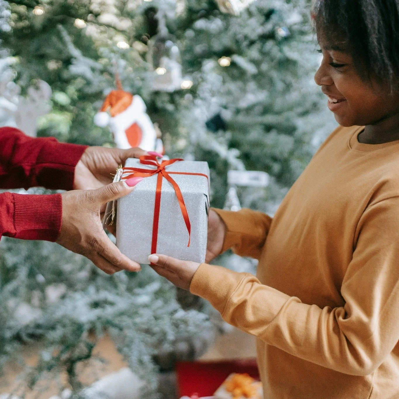 One more week to make a difference!

This Christmas, we&rsquo;re partnering with Burlington&rsquo;s People Helping People to bring joy to children right here in our community. ❤️

If you&rsquo;d like to participate, there&rsquo;s still time! Just tap