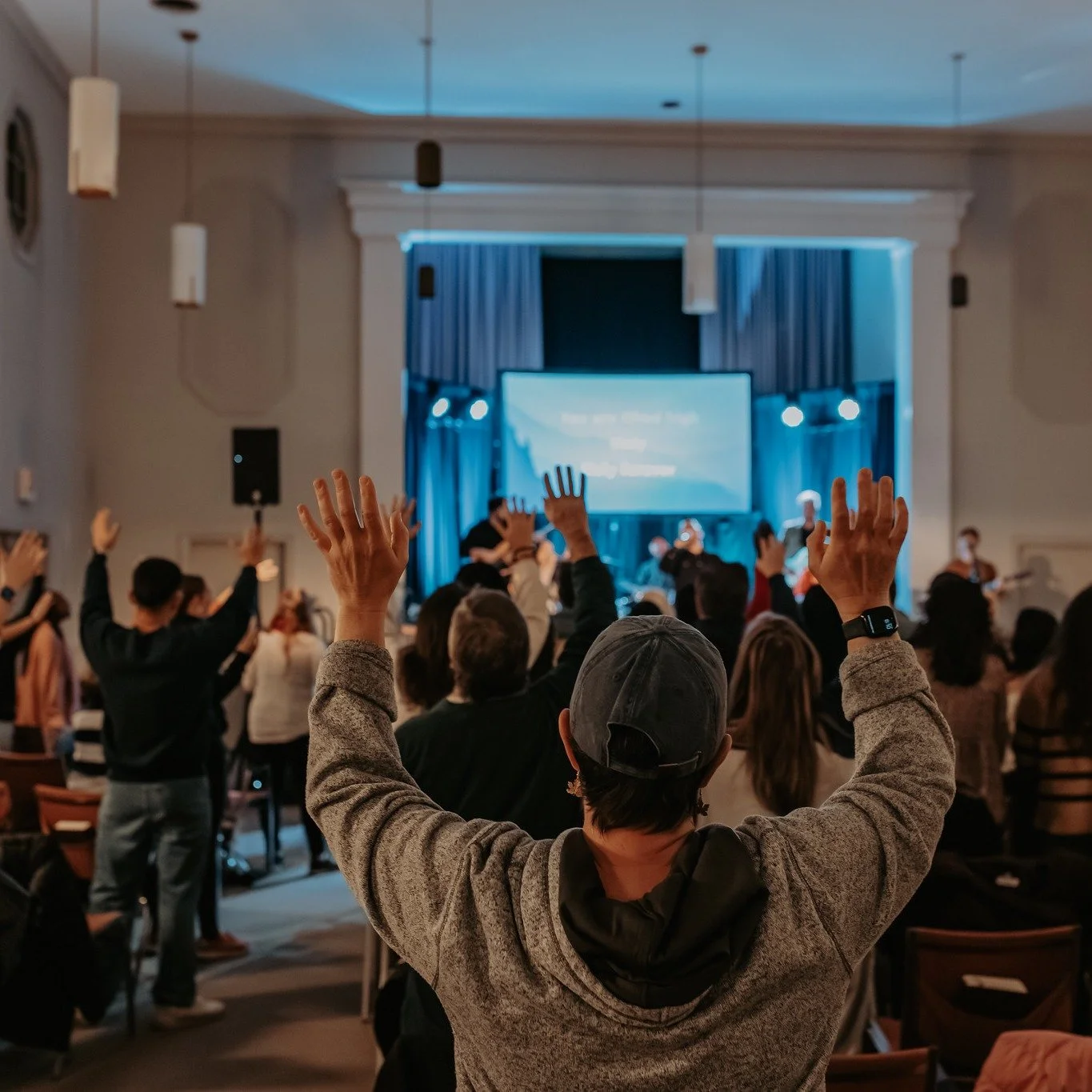 Love God. Love people.
That&rsquo;s the heartbeat of Anthem. 🤍

We gather to worship Jesus and we&rsquo;re sent out to love our neighbors, our city, and one another with the same grace we&rsquo;ve been given. Side by side. Hands lifted. Lives shared