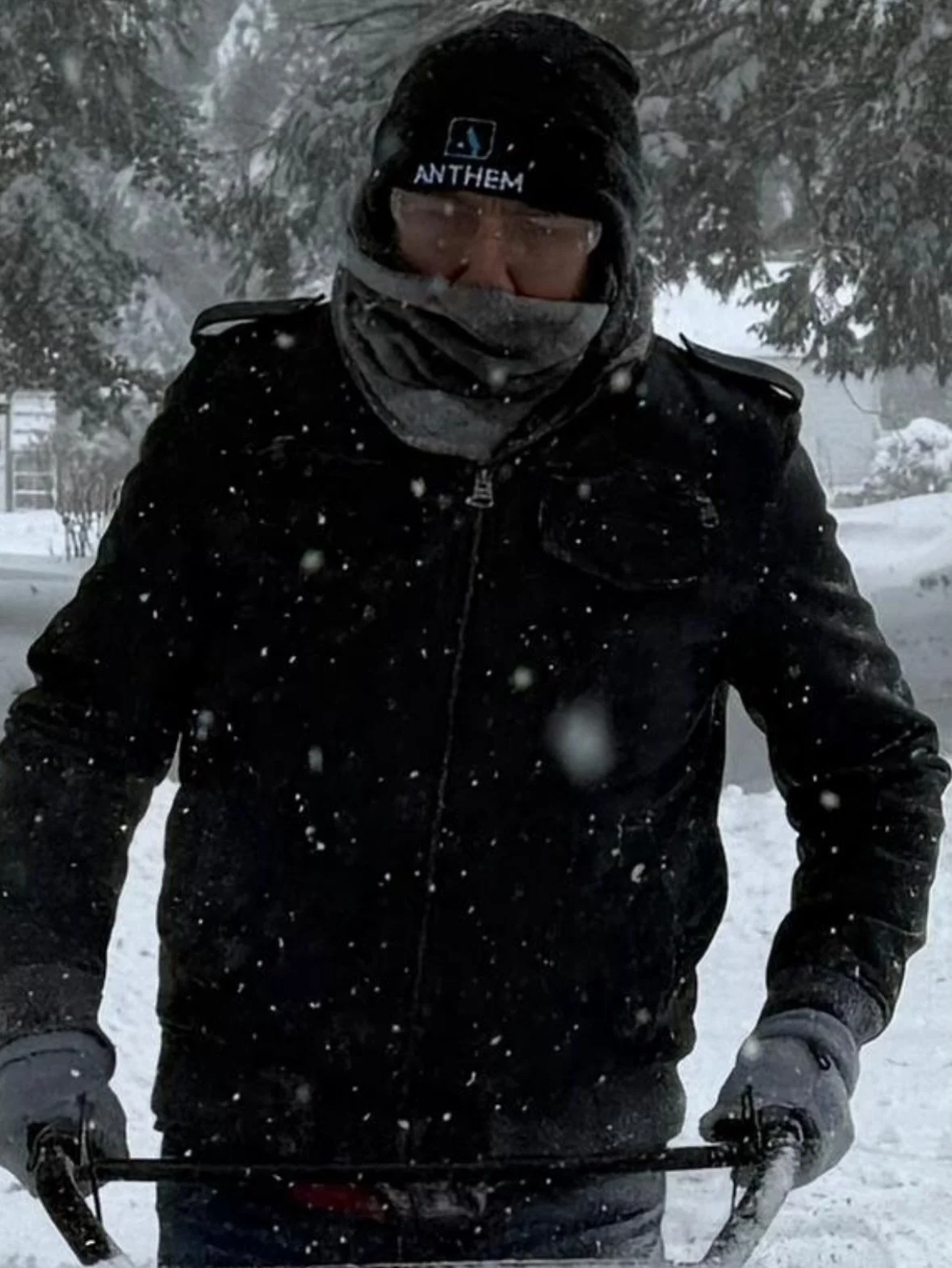 If you&rsquo;re out in the storm representing today, let us know in the comments or message us a pic! ❄️ 

Stay safe and warm, Anthem!