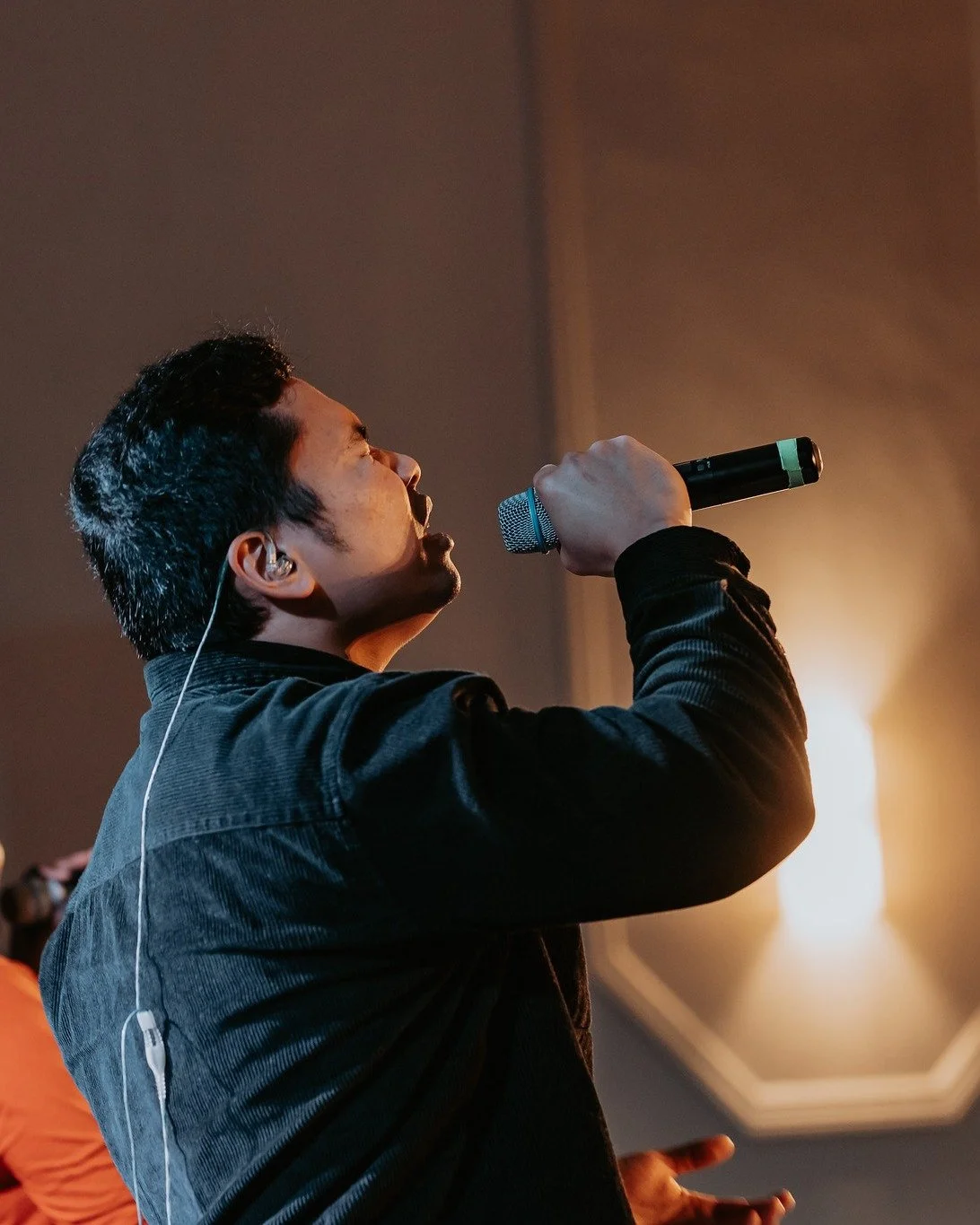 What is an ANTHEM?

An anthem is a song that makes a community out of individuals, calls a crowd to a higher purpose, and defines who they are. 

We have found this to be true about Jesus. It&rsquo;s His message of love that brings us together, gives