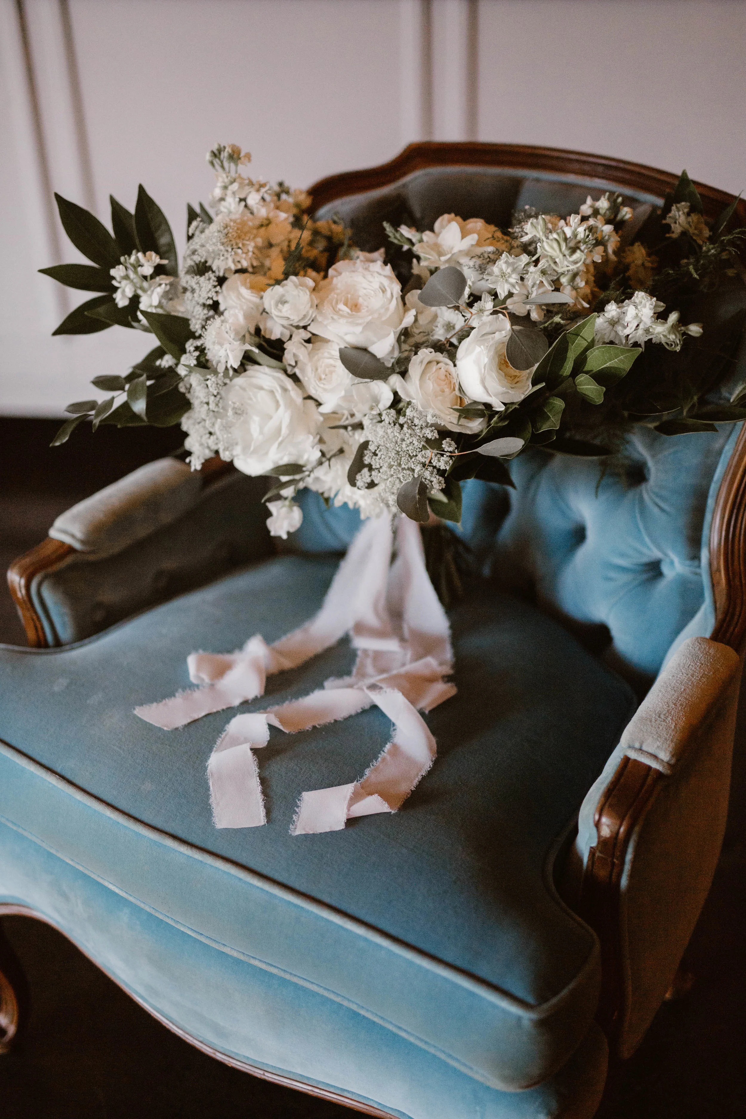 Knoxville Floral Deign // Relix: Knoxville's Modern Downtown Wedding Venue