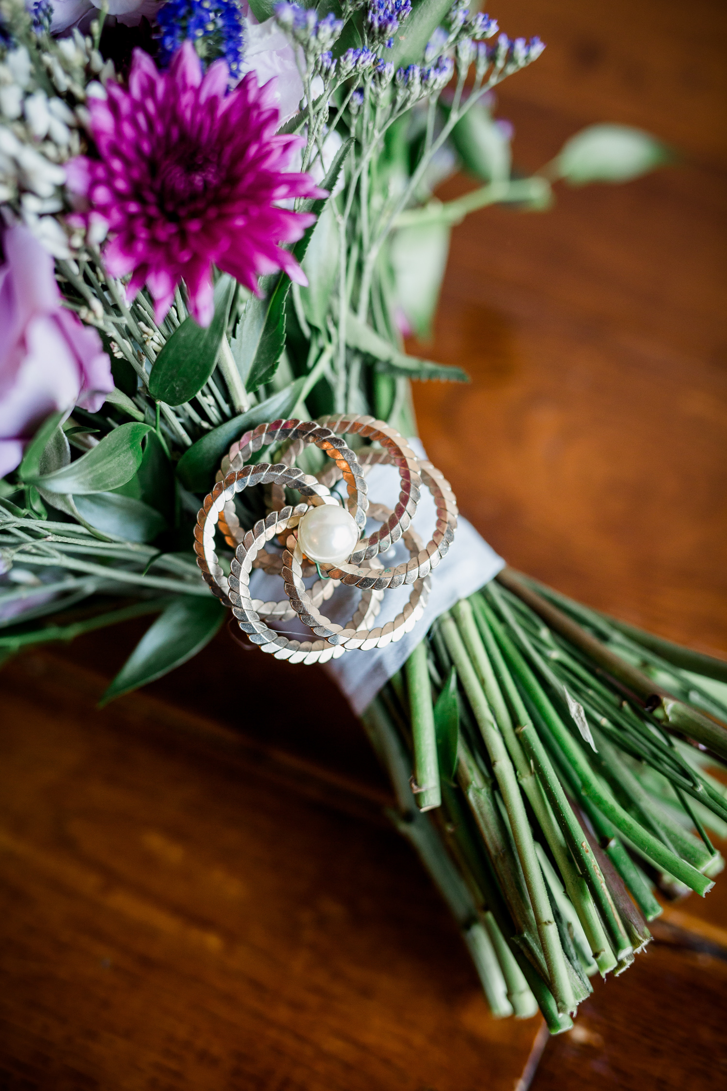 Downtown Knoxville Floral Deign // Relix: Knoxville's Modern Downtown Wedding Venue