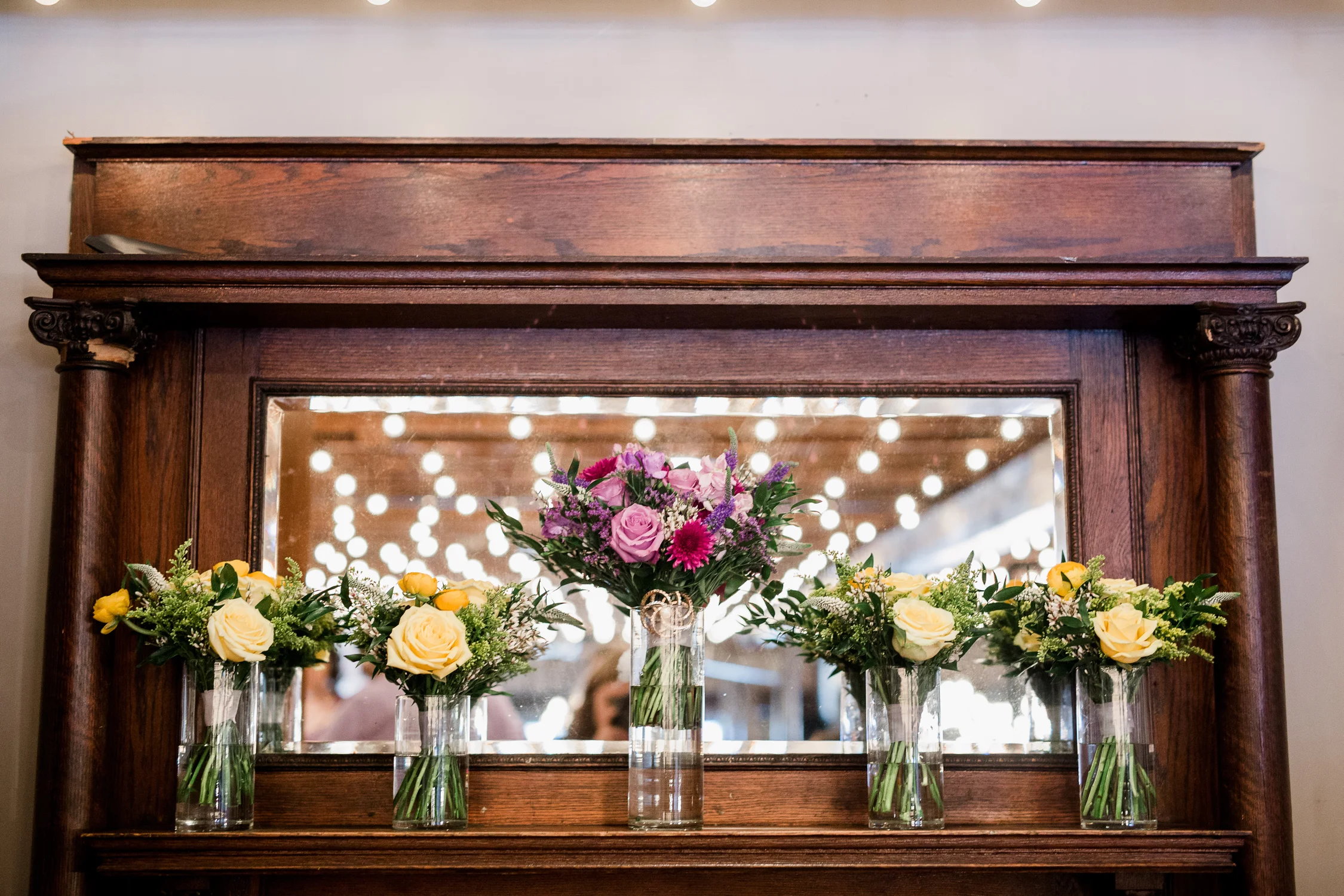 Downtown Knoxville Floral Deign // Relix: Knoxville's Modern Downtown Wedding Venue
