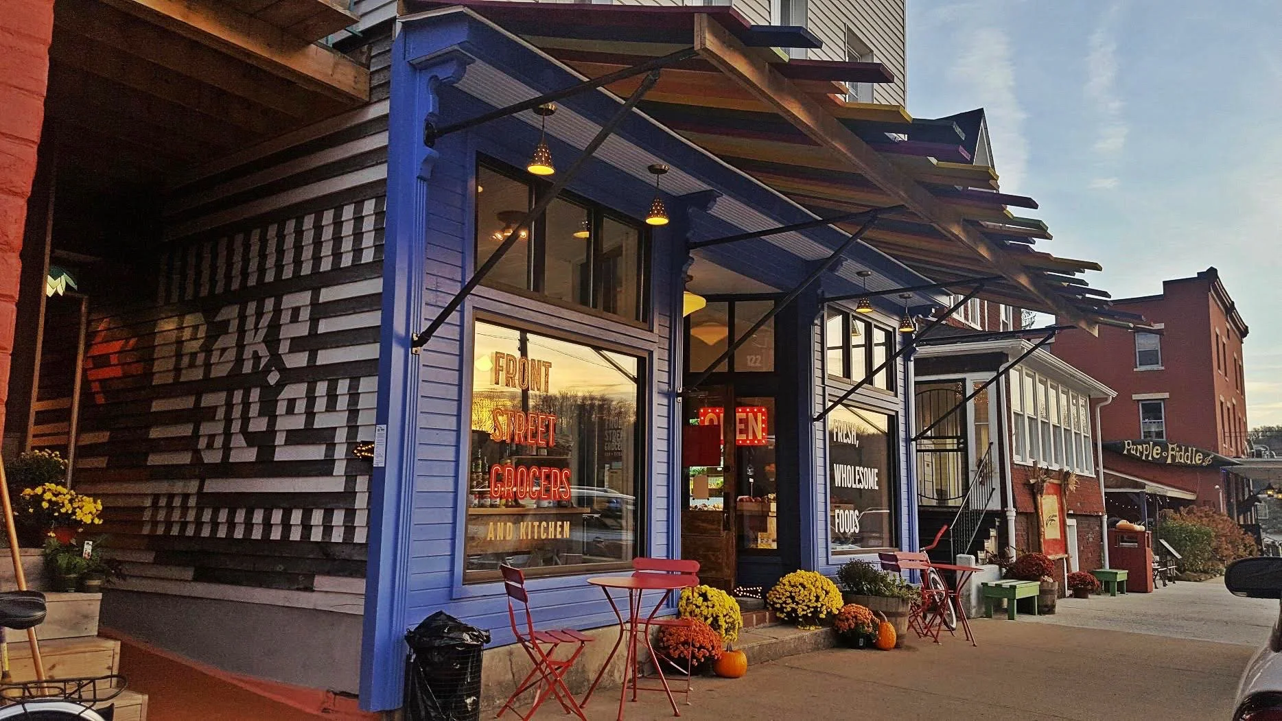 Thomas & Davis — Visit Capon Bridge