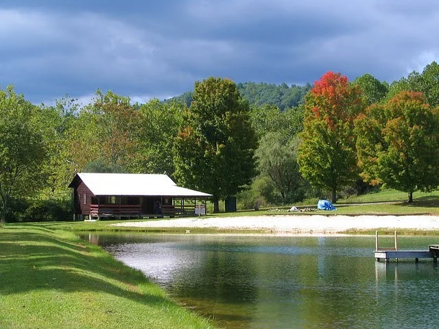 gap_lake_house_100106.jpg