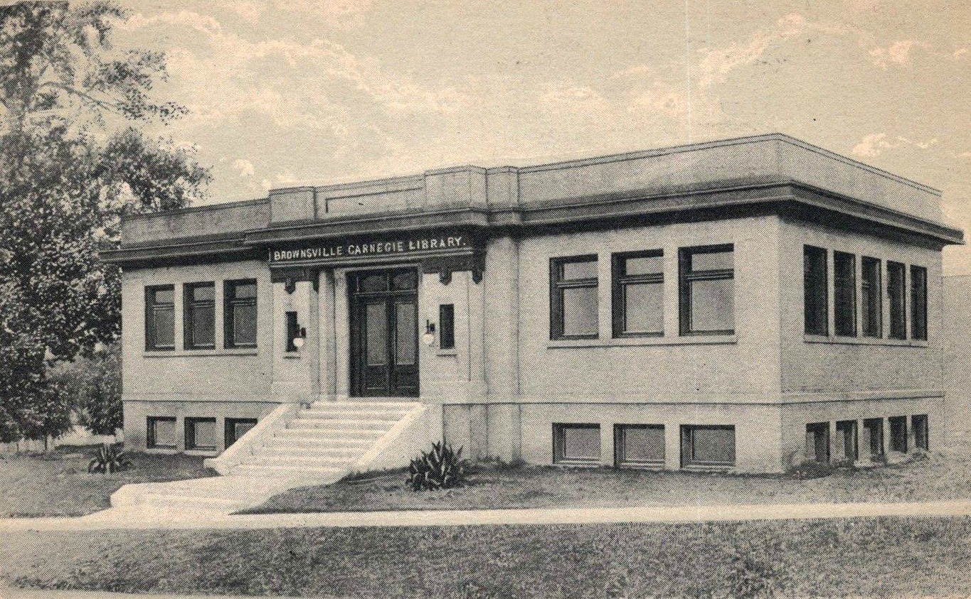 Brownsville Carnegie Library.jpg