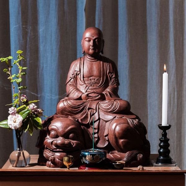 Studying the Precepts