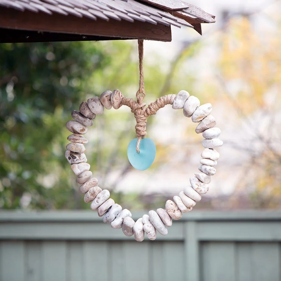71307-2_gardenage_wall heart art.jpg