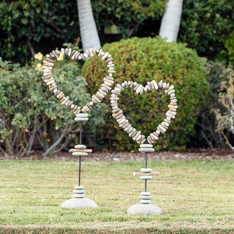 stone_hearts.jpg