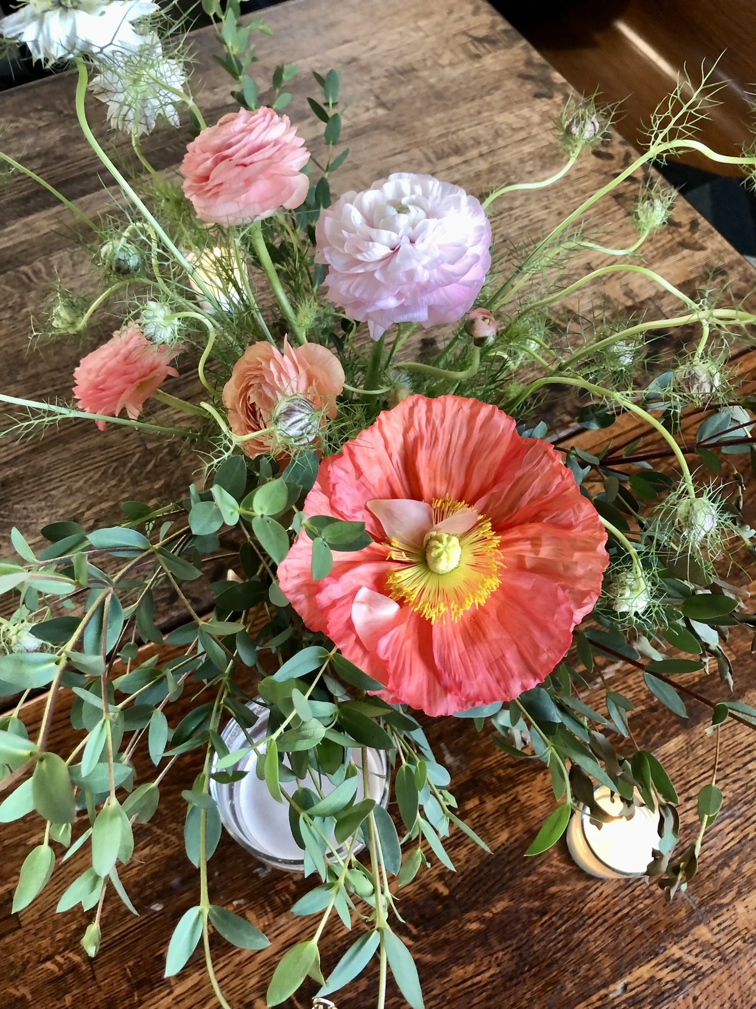 WEDDING FLORAL ARRANGEMENT