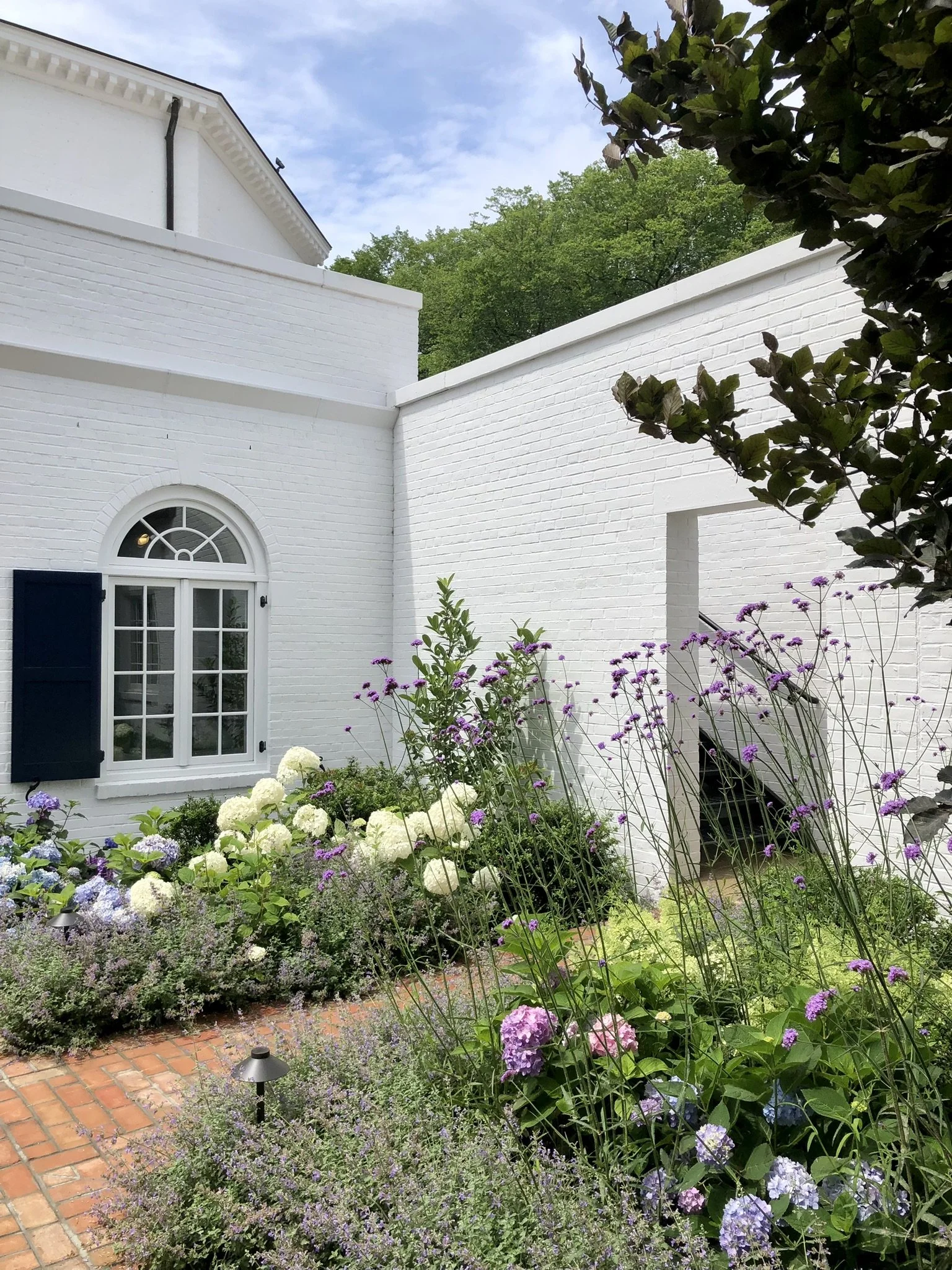 GUILD HALL PUBLIC GARDENS