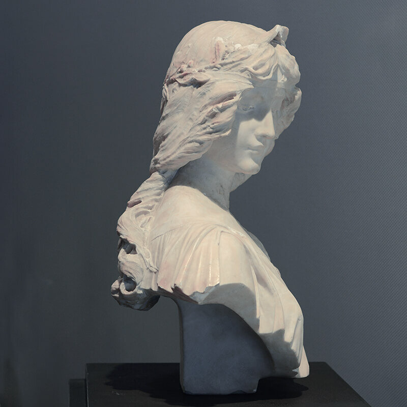 antique-alabaster-bust-lady-2.jpg