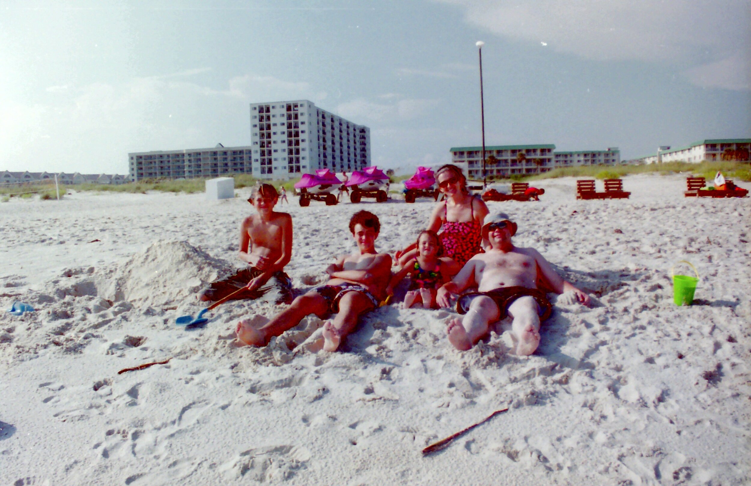 2004 8 Gulf Shores beach trip digging in the sand-MAJM Family Pic (1).jpg