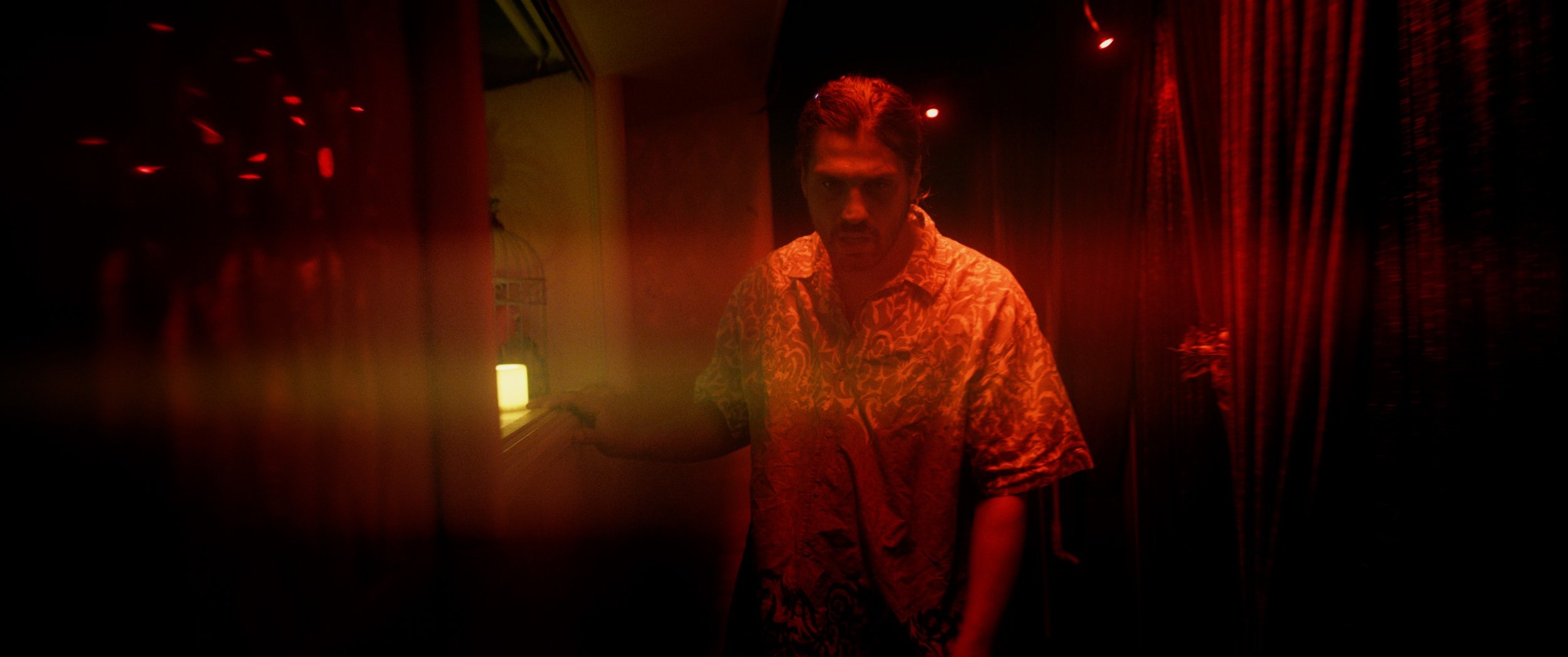 SOUNDVENUE // SE RUDI KØHNKE I DEN HYPNOTISERENDE TEASER TIL DEN DANSKE HORRORTHRILLER VICTIM OF LOVE