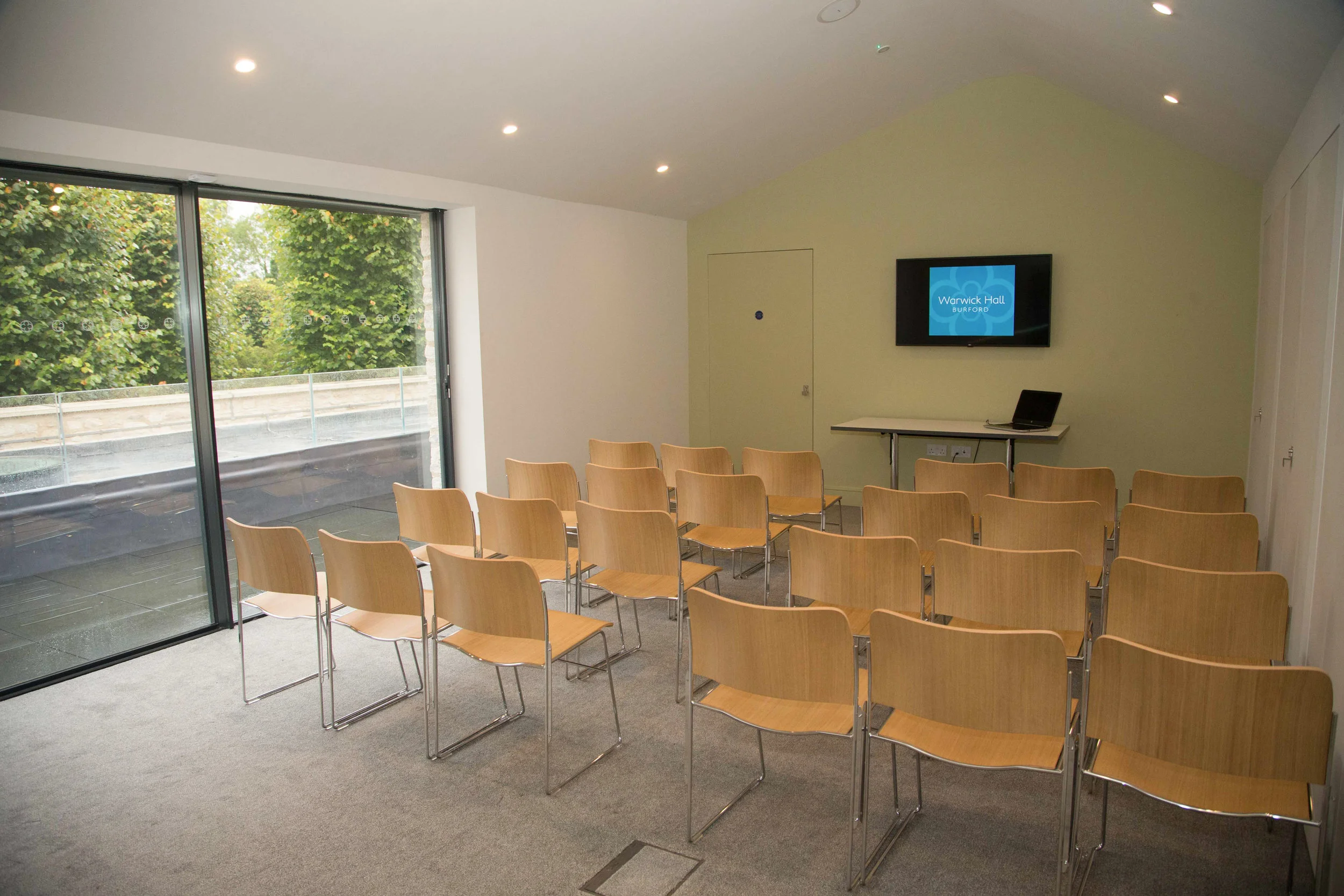 Facilities — Warwick Hall Burford