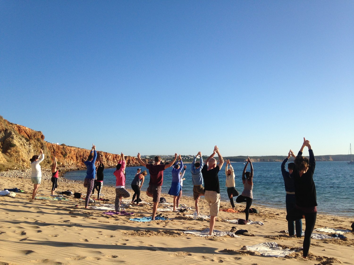 beach yoga algarve.JPG