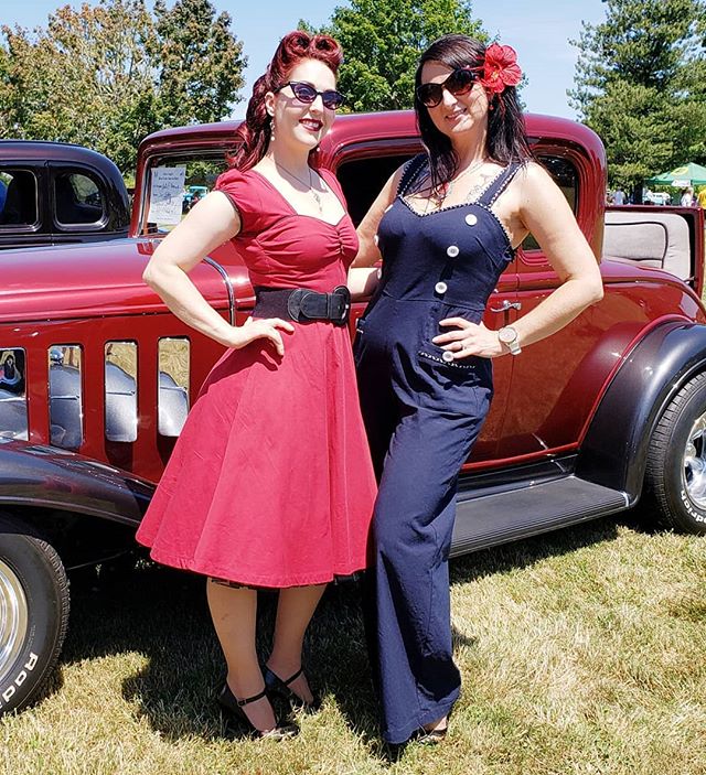 New Graffiti Weekend video out today. Classic Cars and more. #grafftiweekend #showandshine #cruise #classiccars #classiccarshow ##classicman #vintagelifestyle #rockabillylifestyle #rockabillygirl #rockabella #greaser #pinuptattoo #pinupflower #pinup 