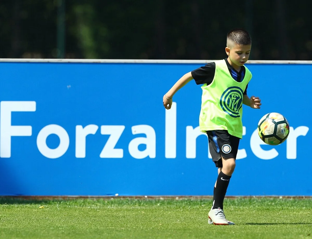 GRASSROOTS AWARDS 2019: az Inter Kapta az UEFA  “Legjobb Profi Klub”-nak Járó Díját