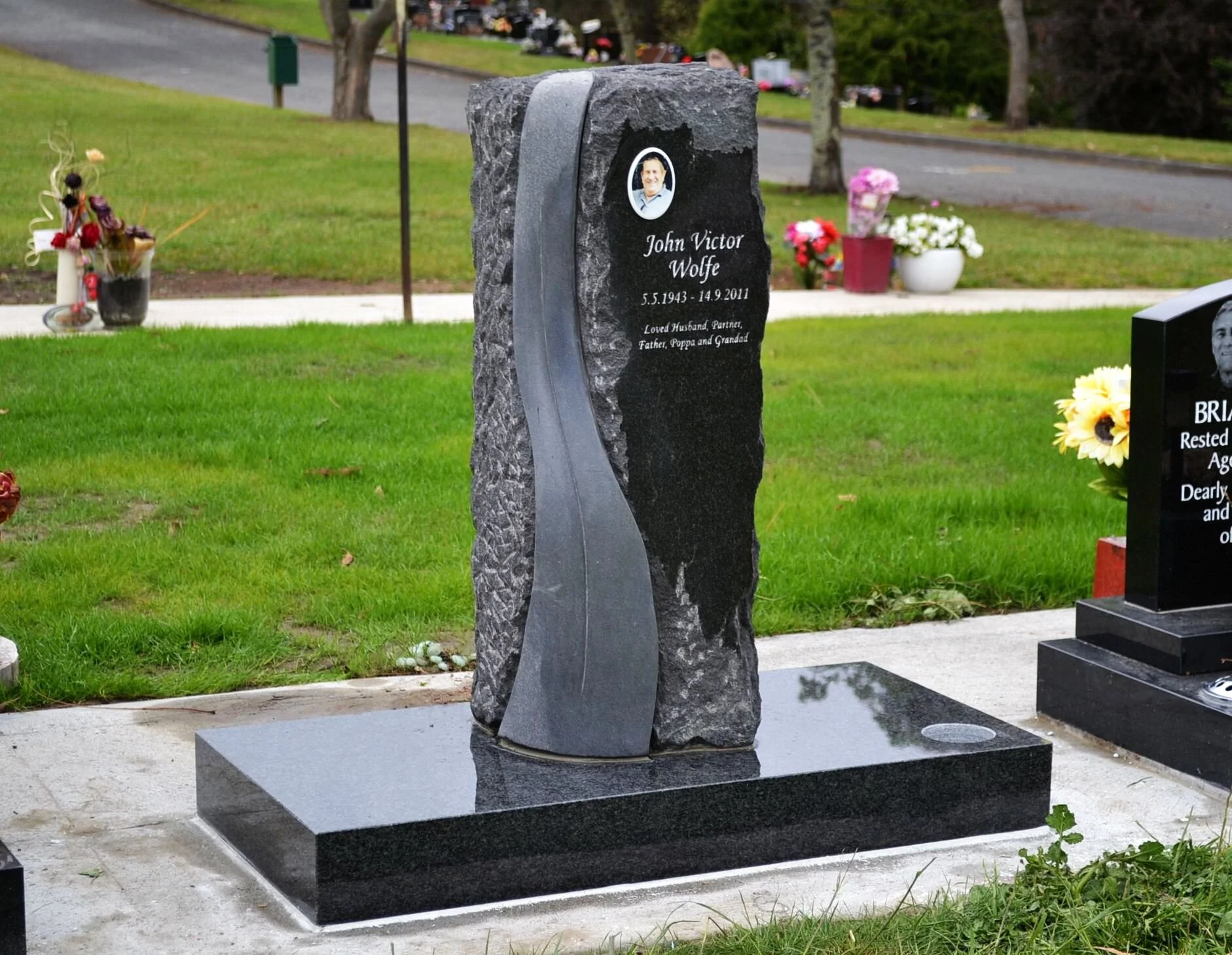 New Zealand Made Designed Headstones — NZ Headstones and Plaques
