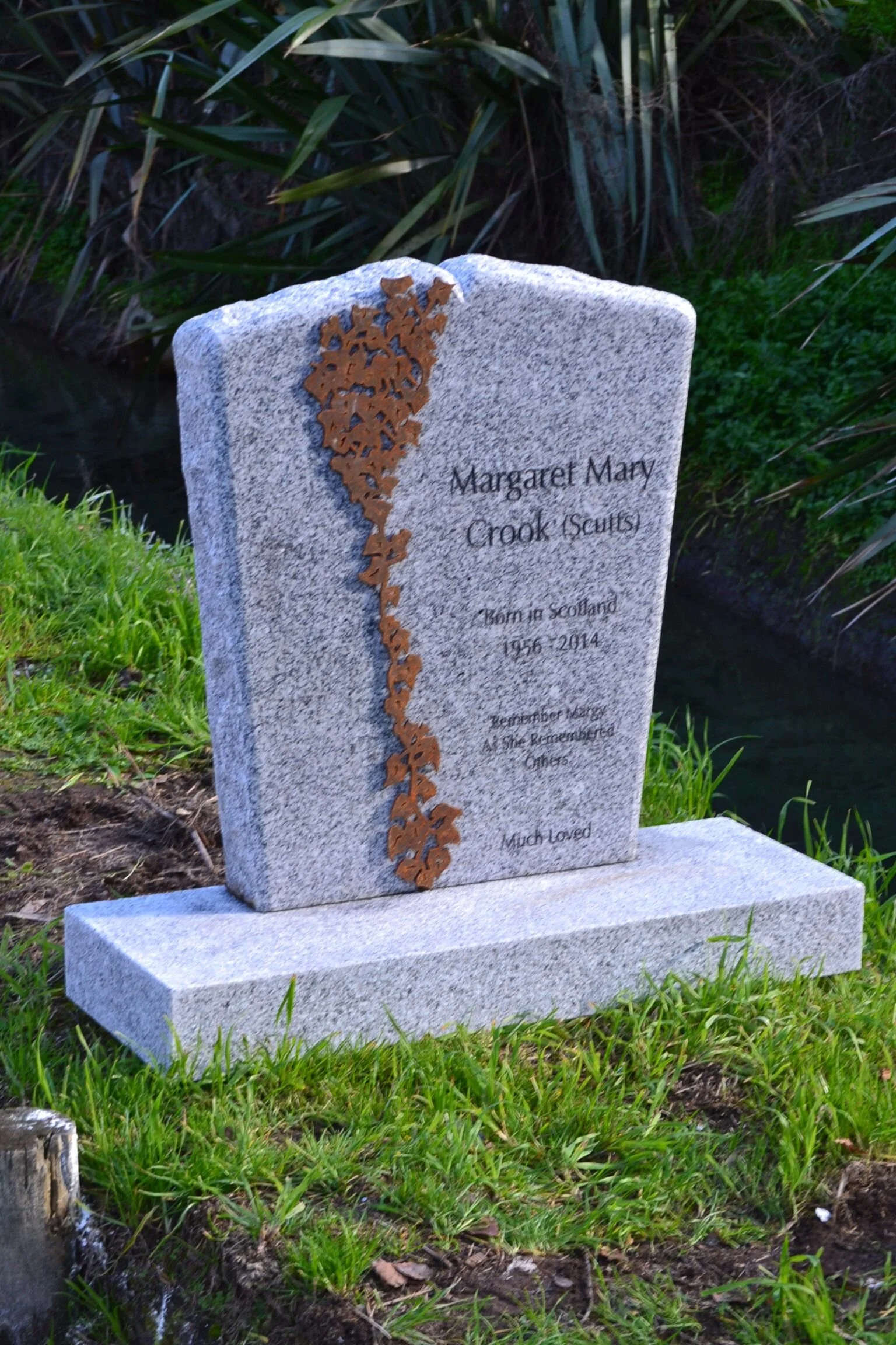 New Zealand Made Designed Headstones — NZ Headstones and Plaques