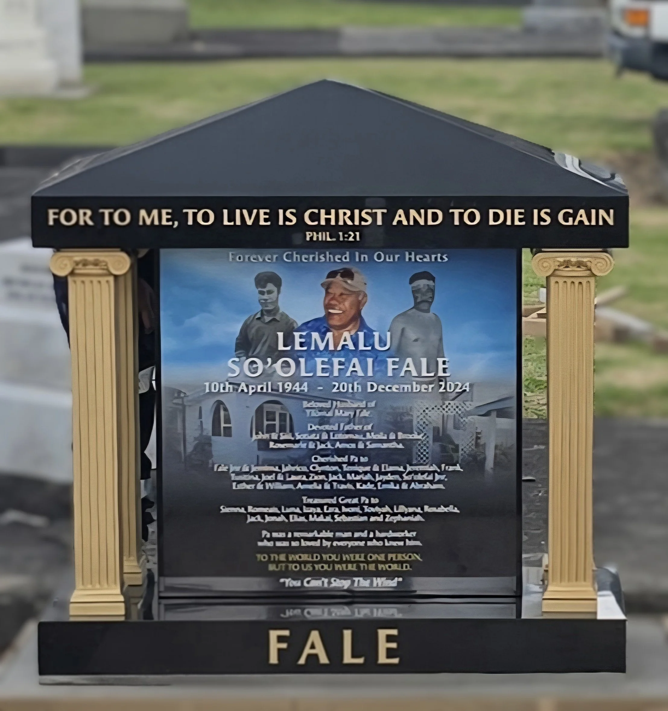 Headstone Colours and Artwork That Last in NZ Weather