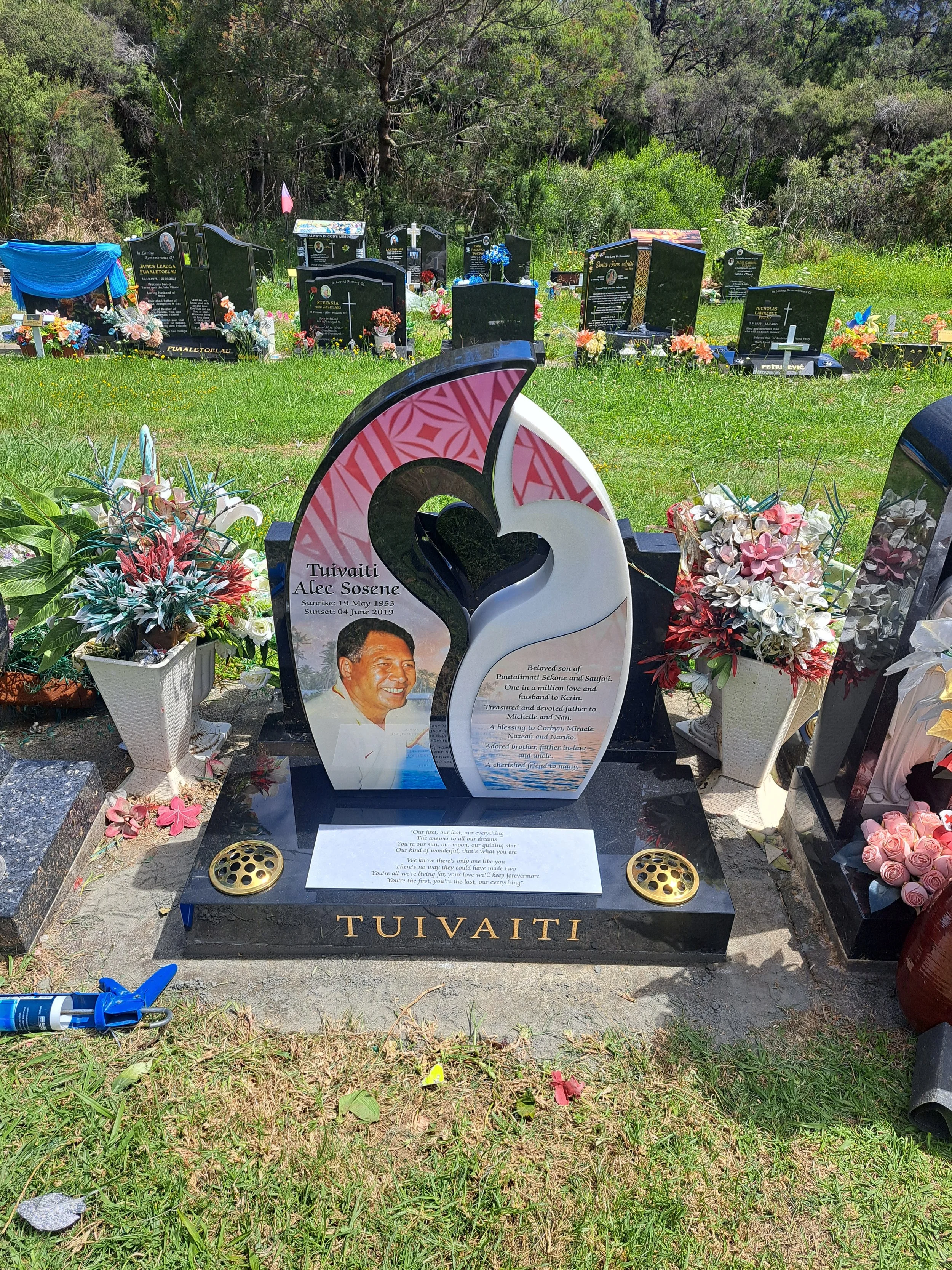 Heart of Angels Green and White  Tuivaiti.jpg