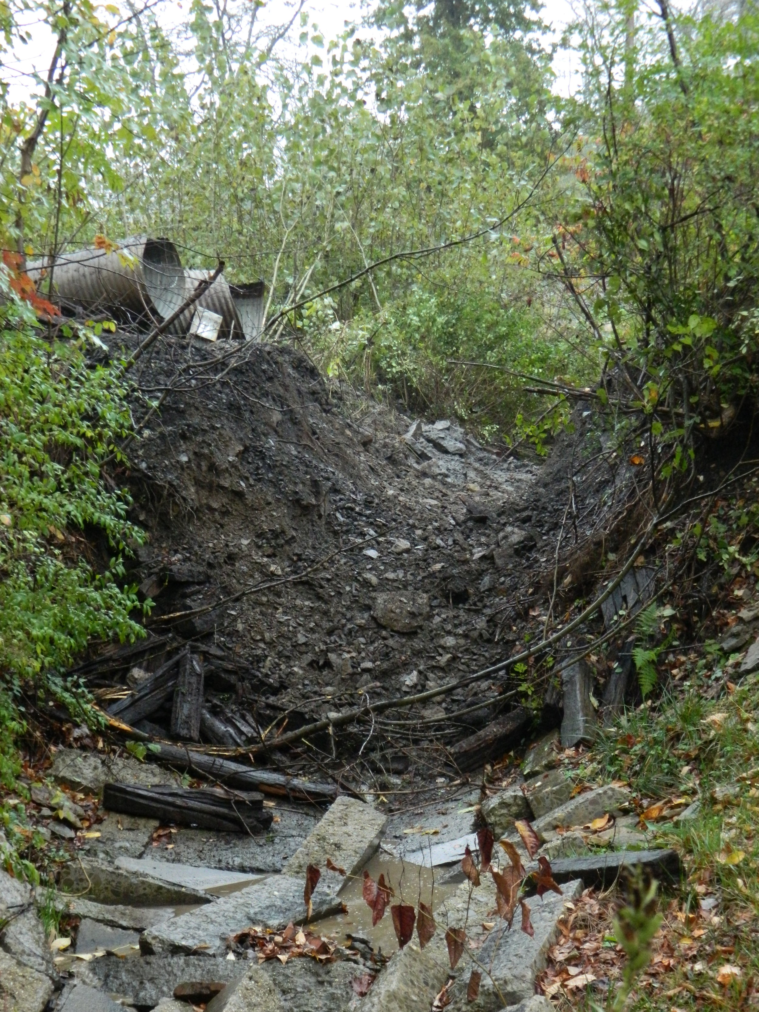 sluice pipe project l.jpg