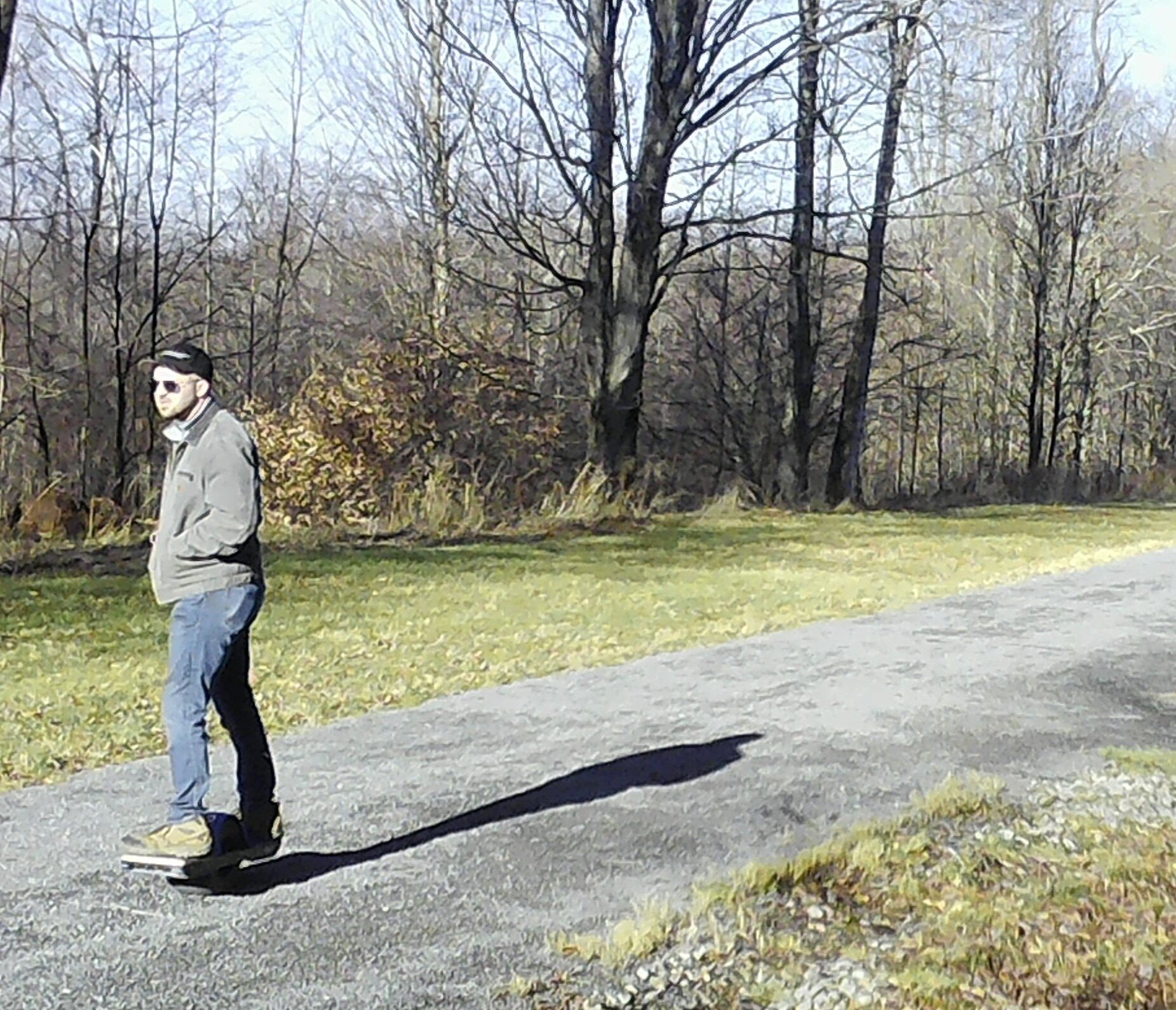 man on elec wheel board (2).JPG