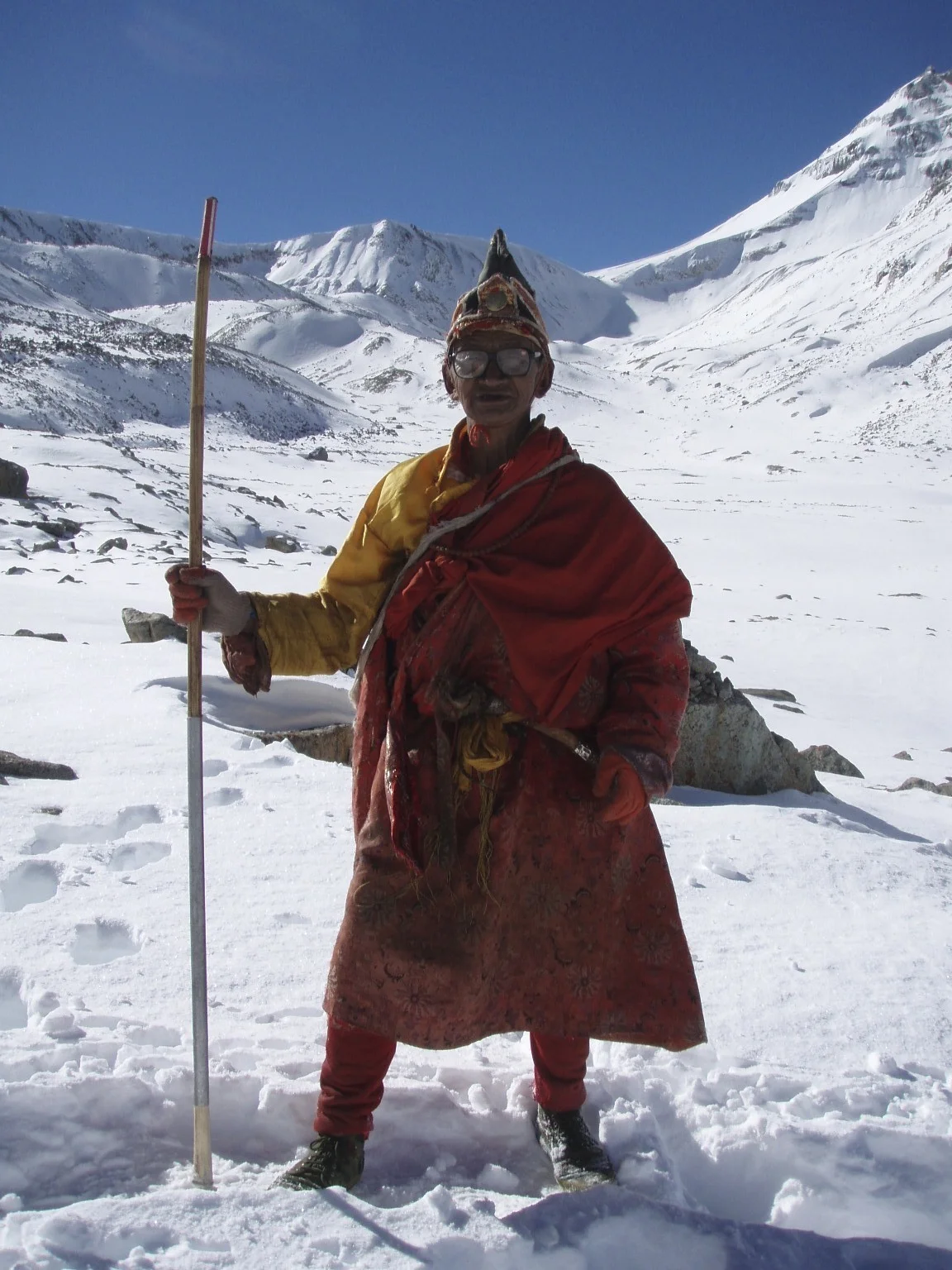 A Tibetan monk/pilgrim approaching the Dolma La Pass at 5,648m