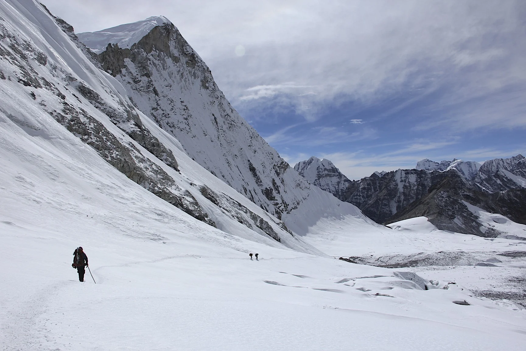 Hiking to the Hinku Valley and the Baruntse BC.