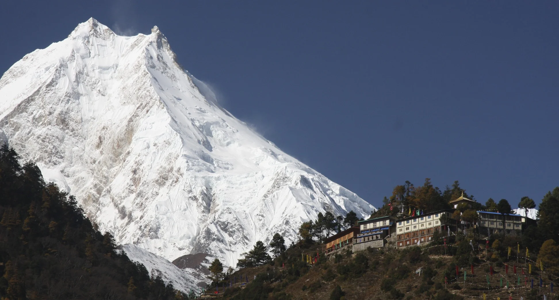 First view of Manaslu from Lho Village