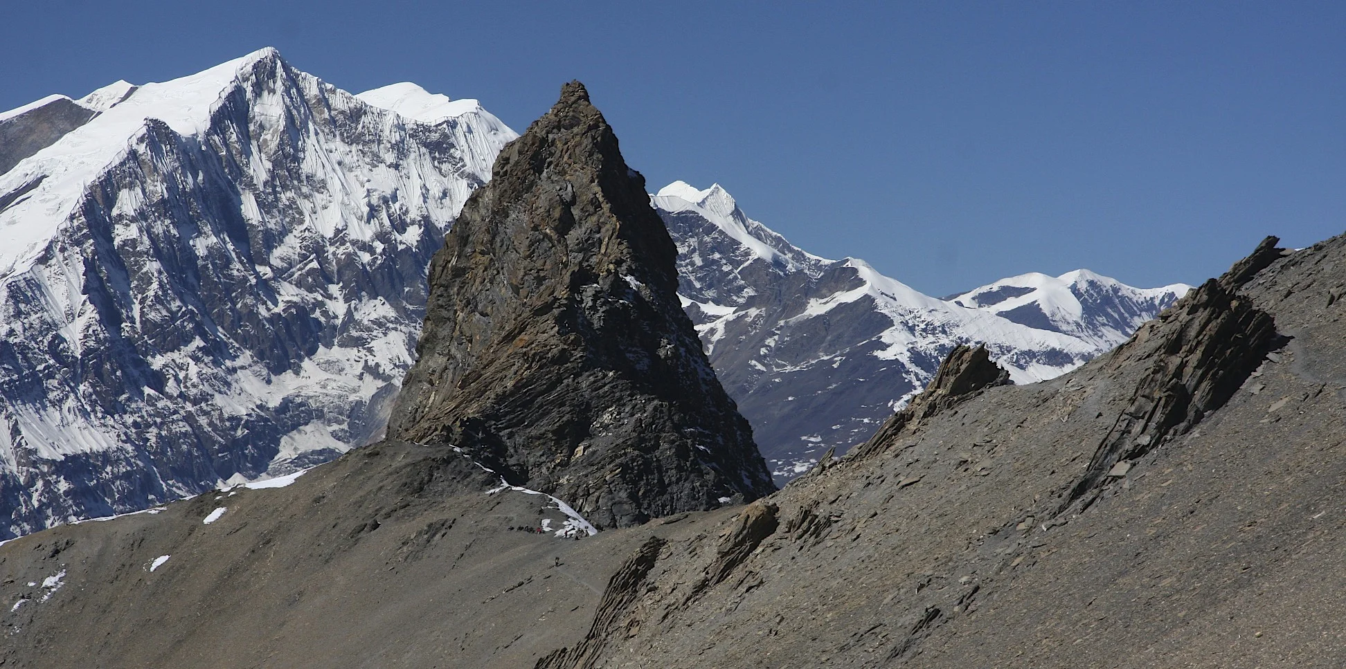 Mesocanto Pass and Tukche Peak behind