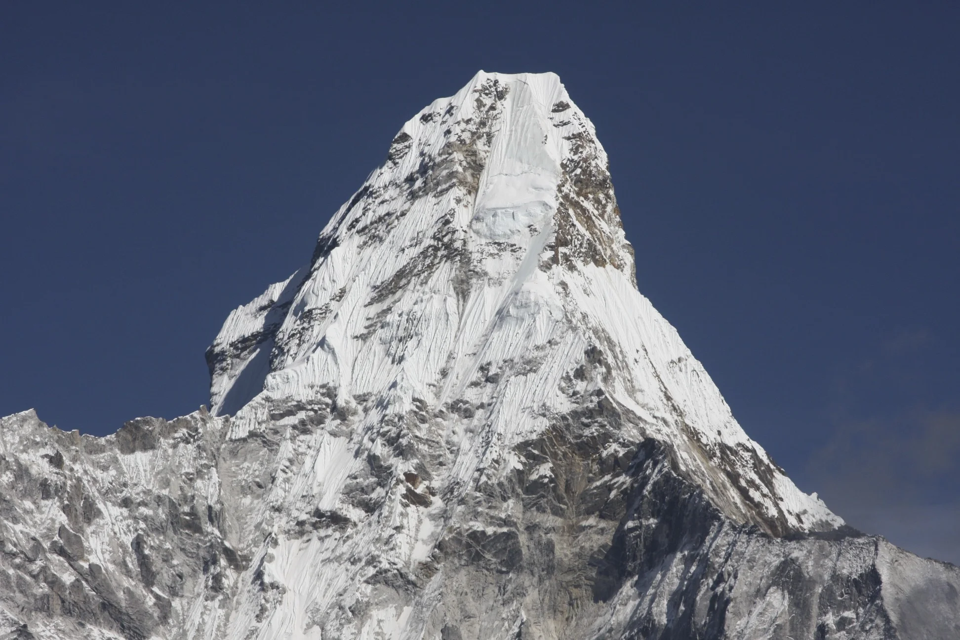 Ama Dablam the summit pyramid