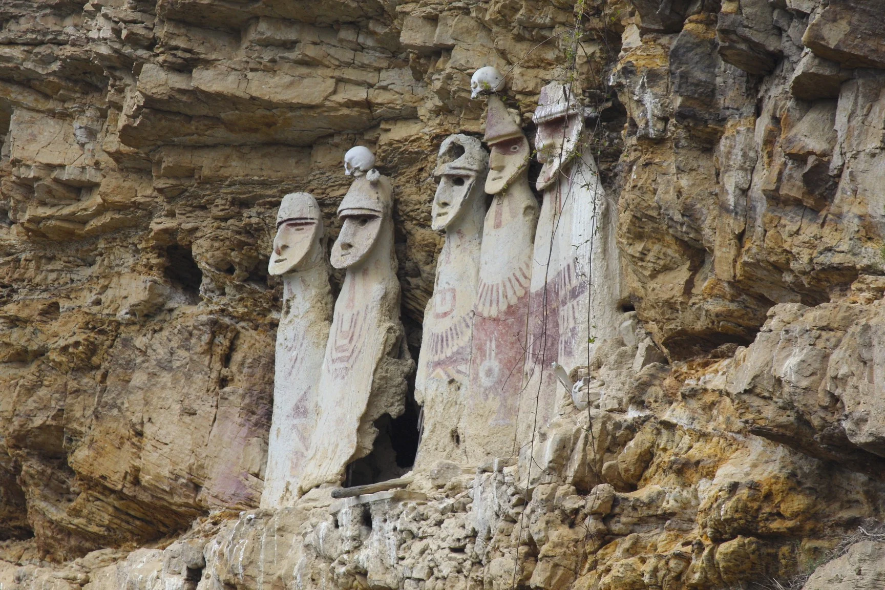 Sarcofagos de Karajia