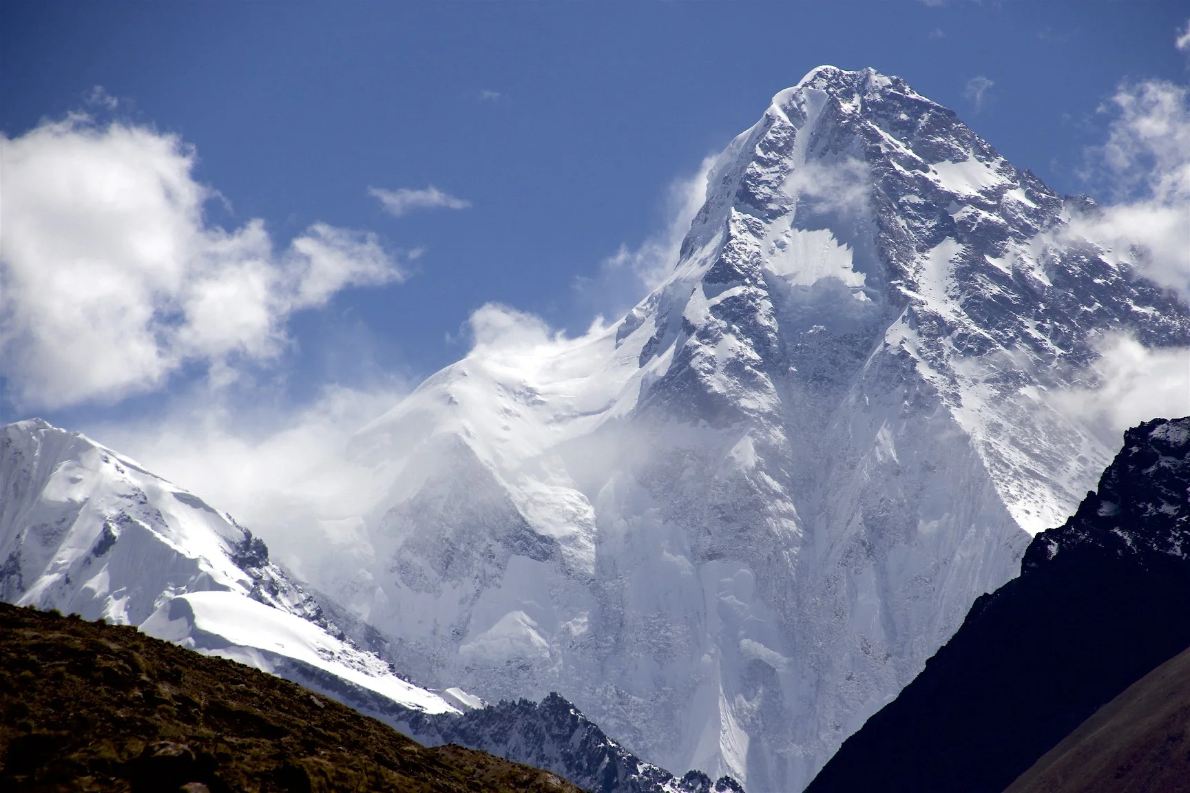 K2 - 4km of rock