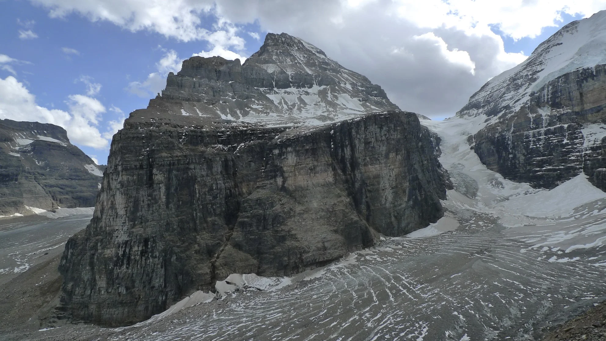 Mt. Lefroy and the Death Trap glacier leading to the Abbot Hut