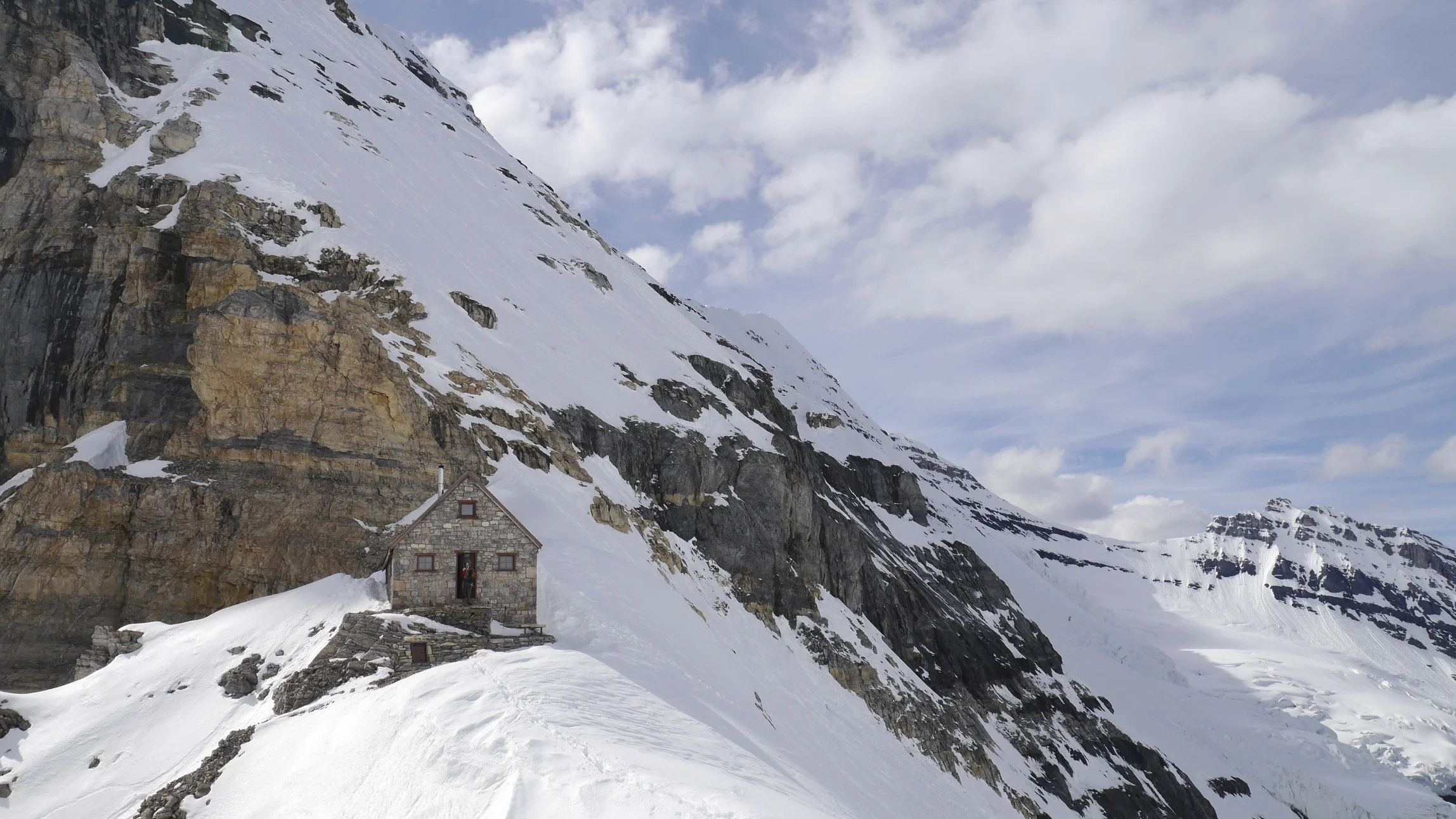 The Abbot Hut - Alpine Club of Canada