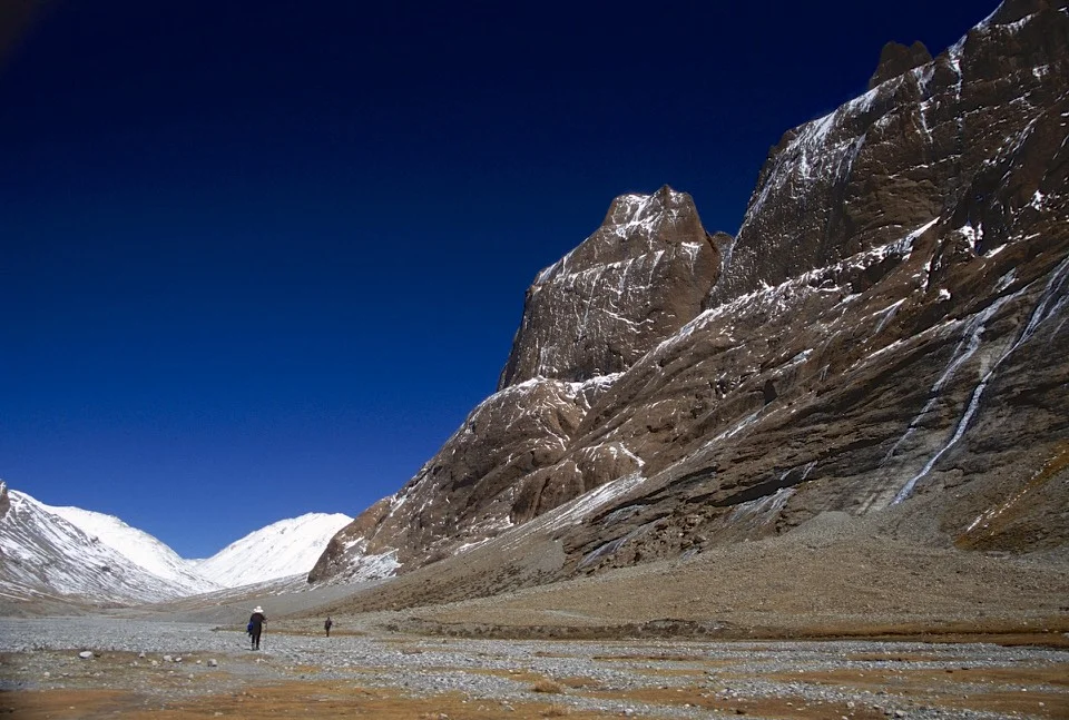 Mt. Kailash on the right. The beginning of the outer Kora.