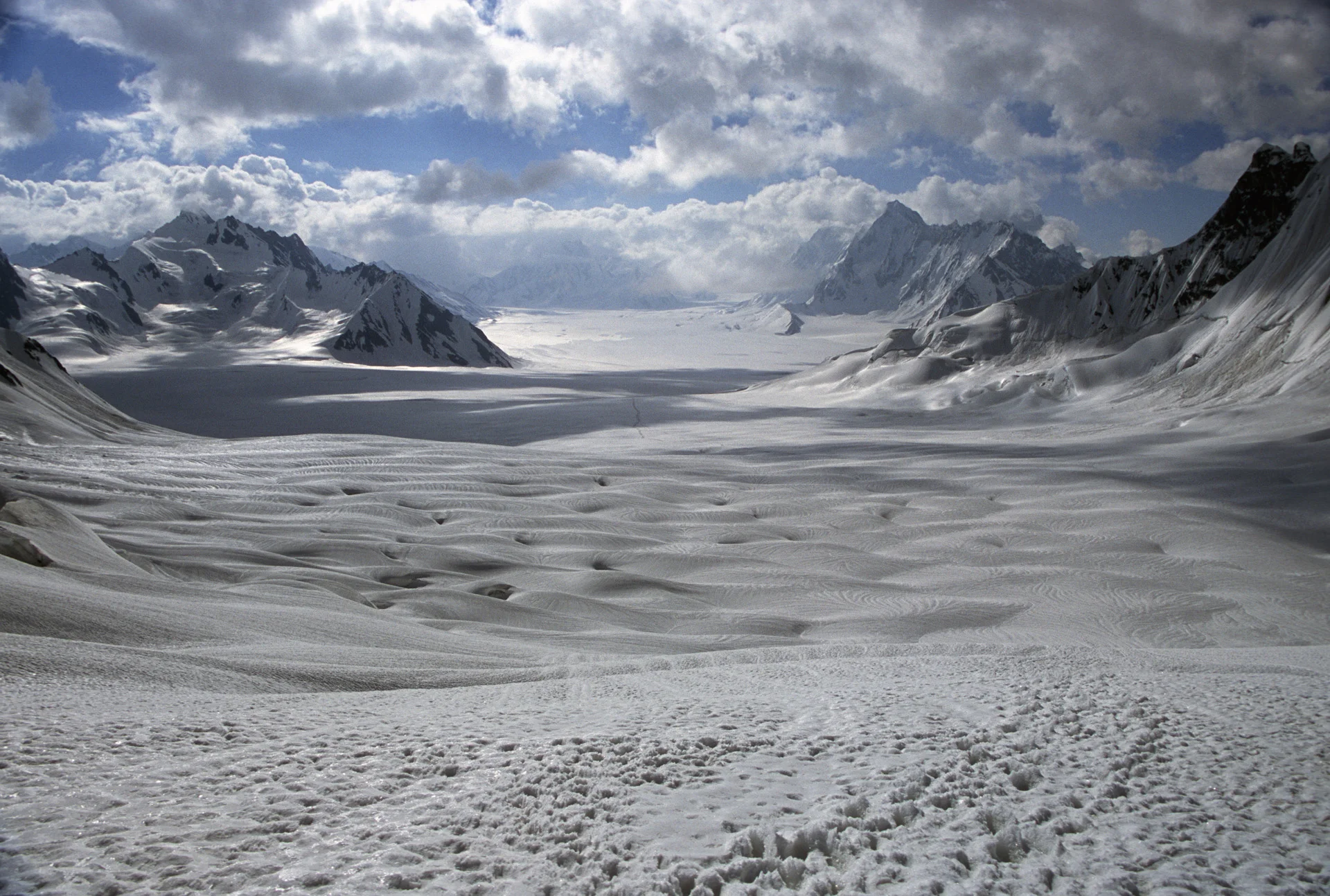 Looking back from Hispar Pass to the Snow Lake