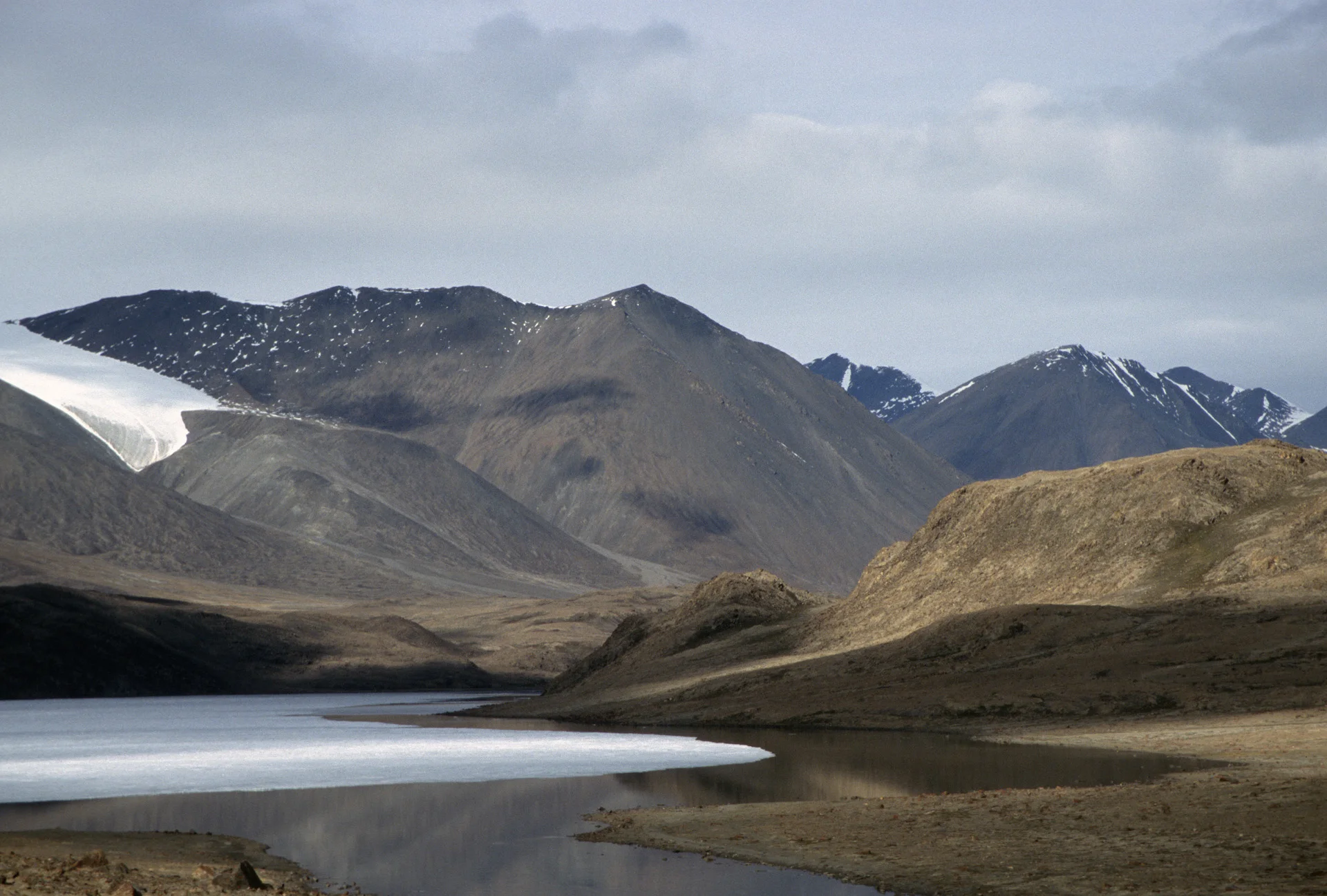 Lewis Lake