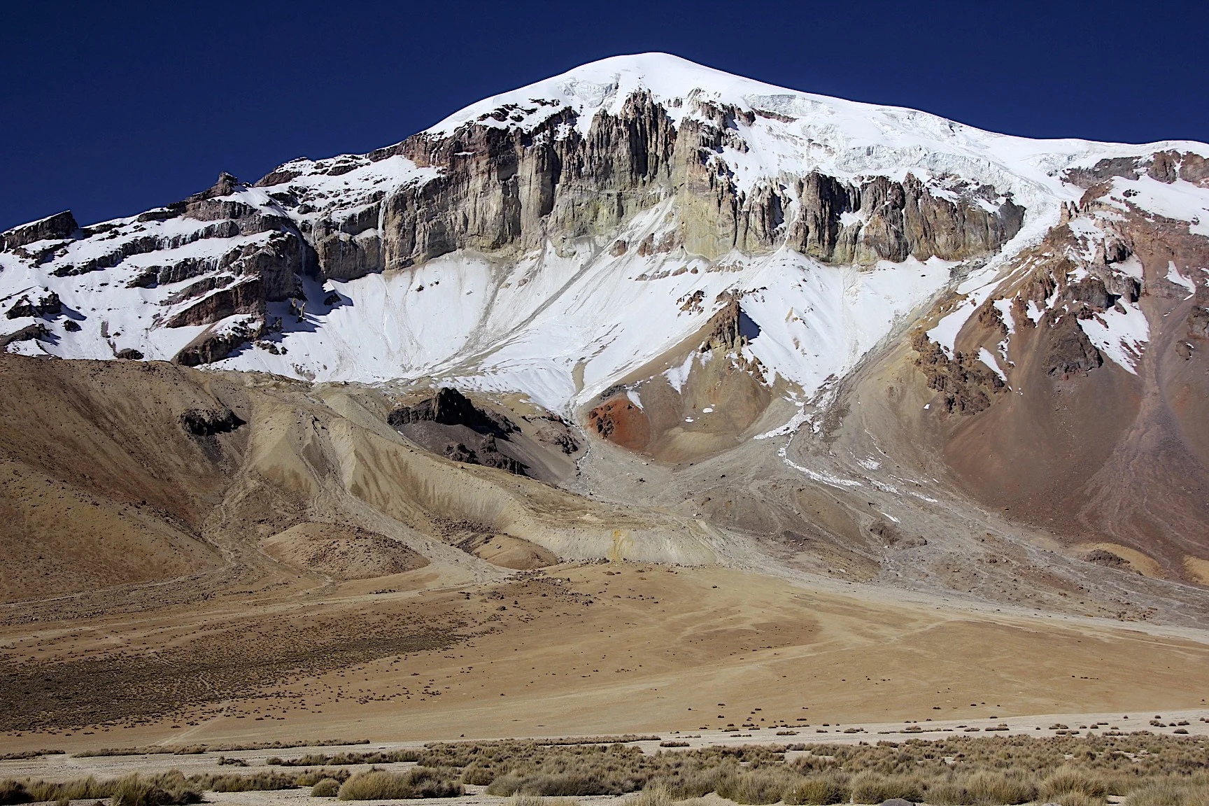 The base camp of Volcan Sajama at 4,800m