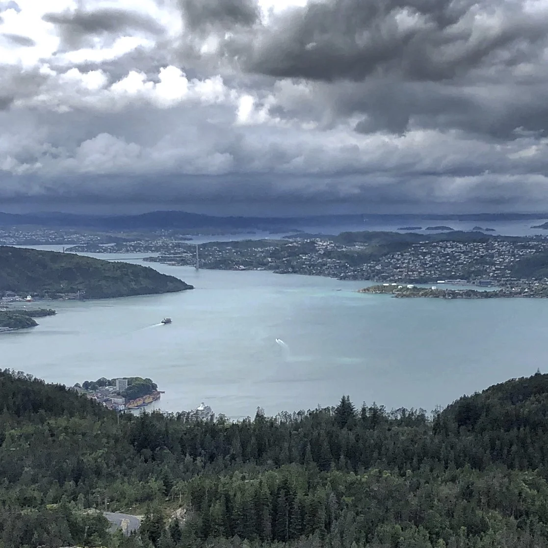 Bergen and the oncoming storm. 10 minutes later I was engulfed in a complete fog...