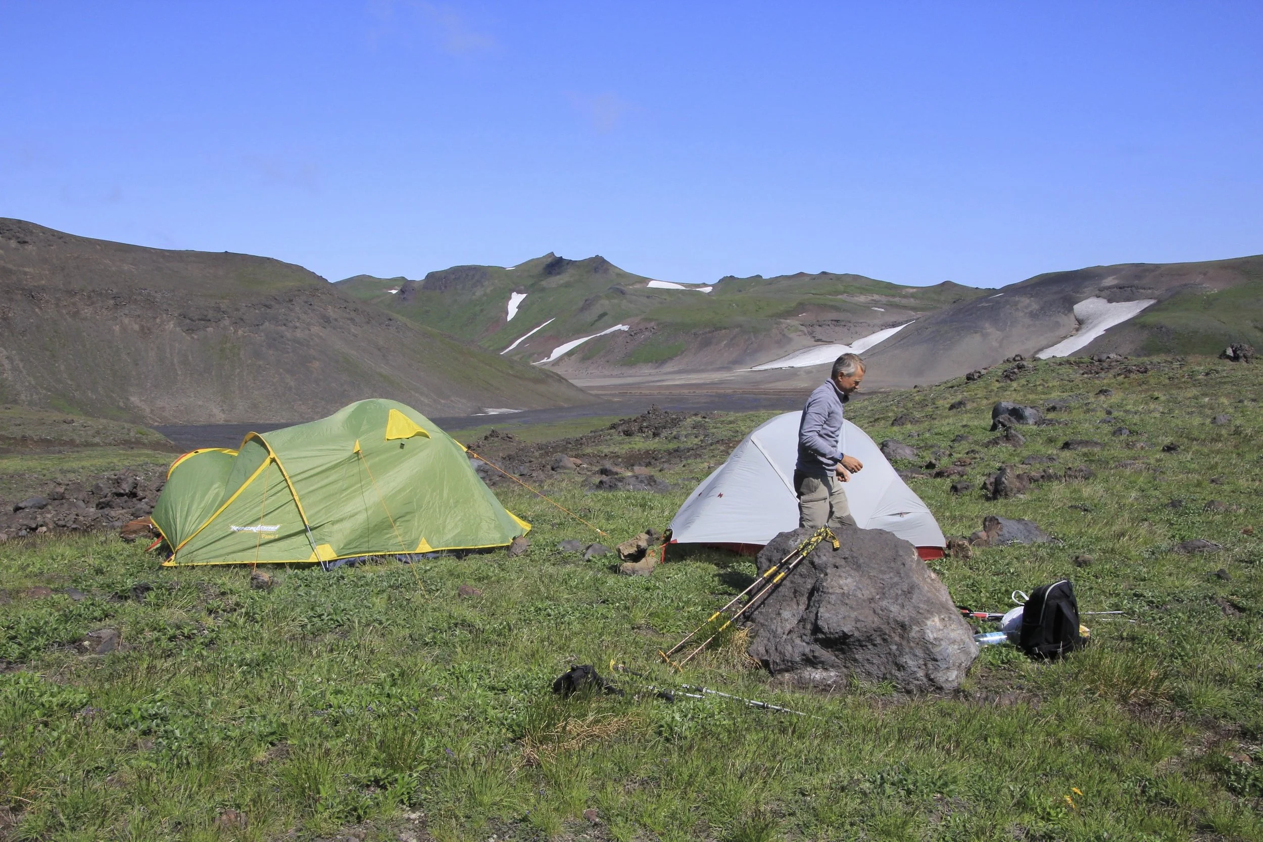 We set up our camp at the base of the Gorely Volcano. The hike to the top of the crater takes an hour (850m elevation gain) but the hike around the entire crater takes a few hours.