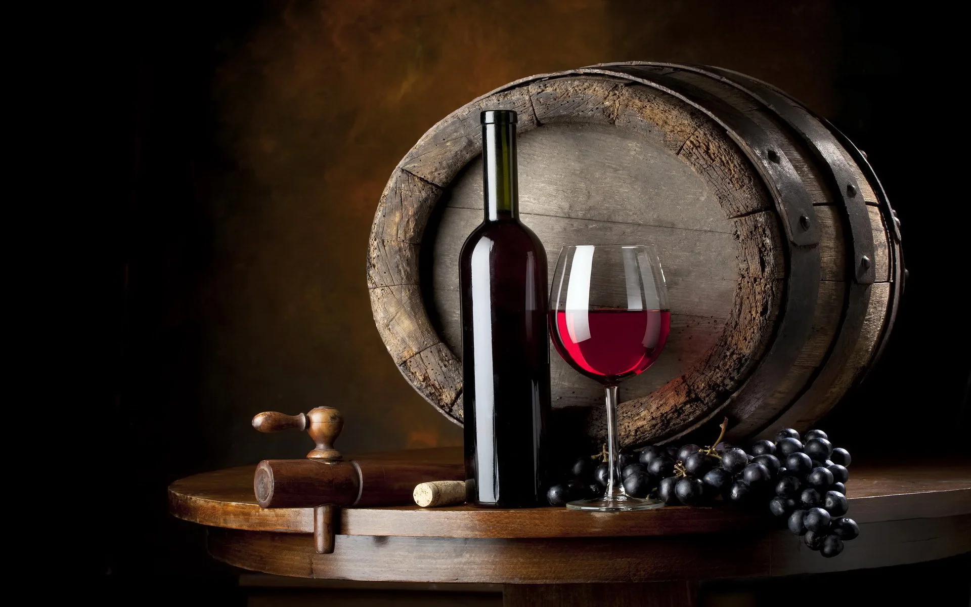 Dark-red-wine.jpg