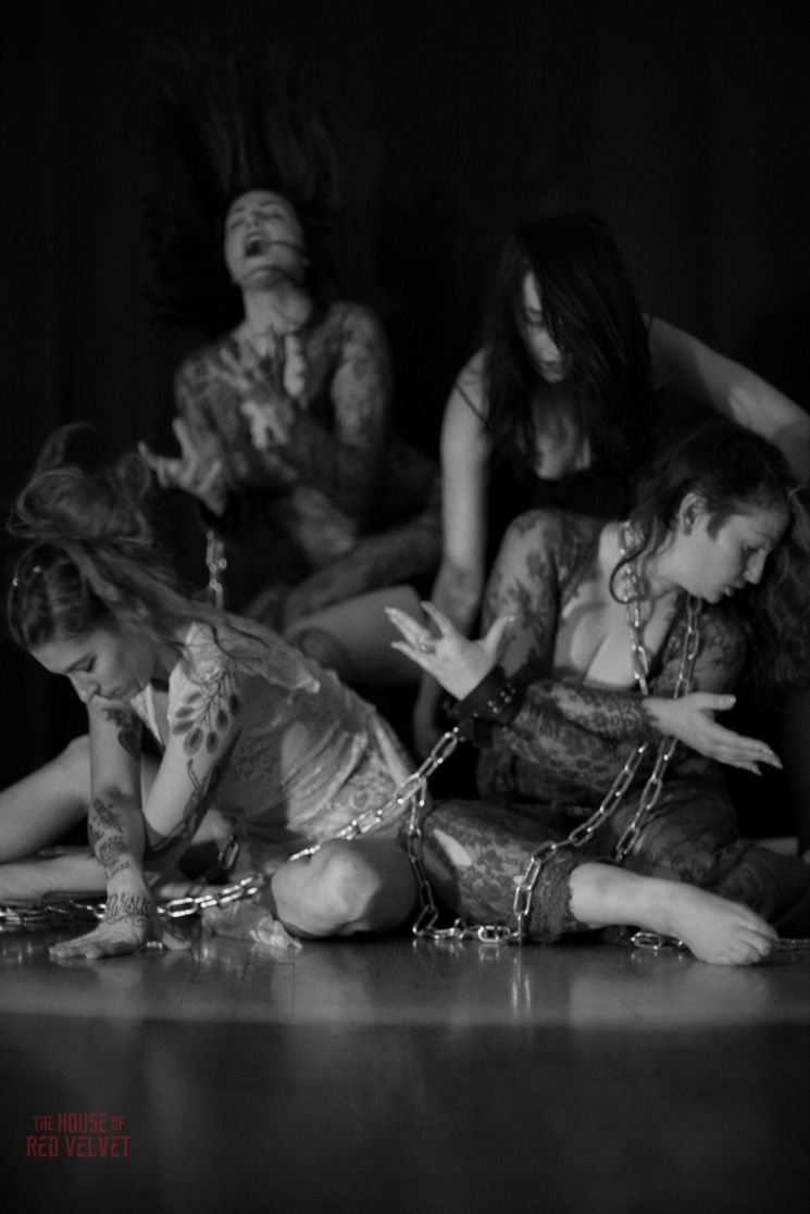 group-women-chains-house-of-red-velvet-performance-art-olivia-mask-surrealism-salon Jun 15, 11 08 07 AM.jpg