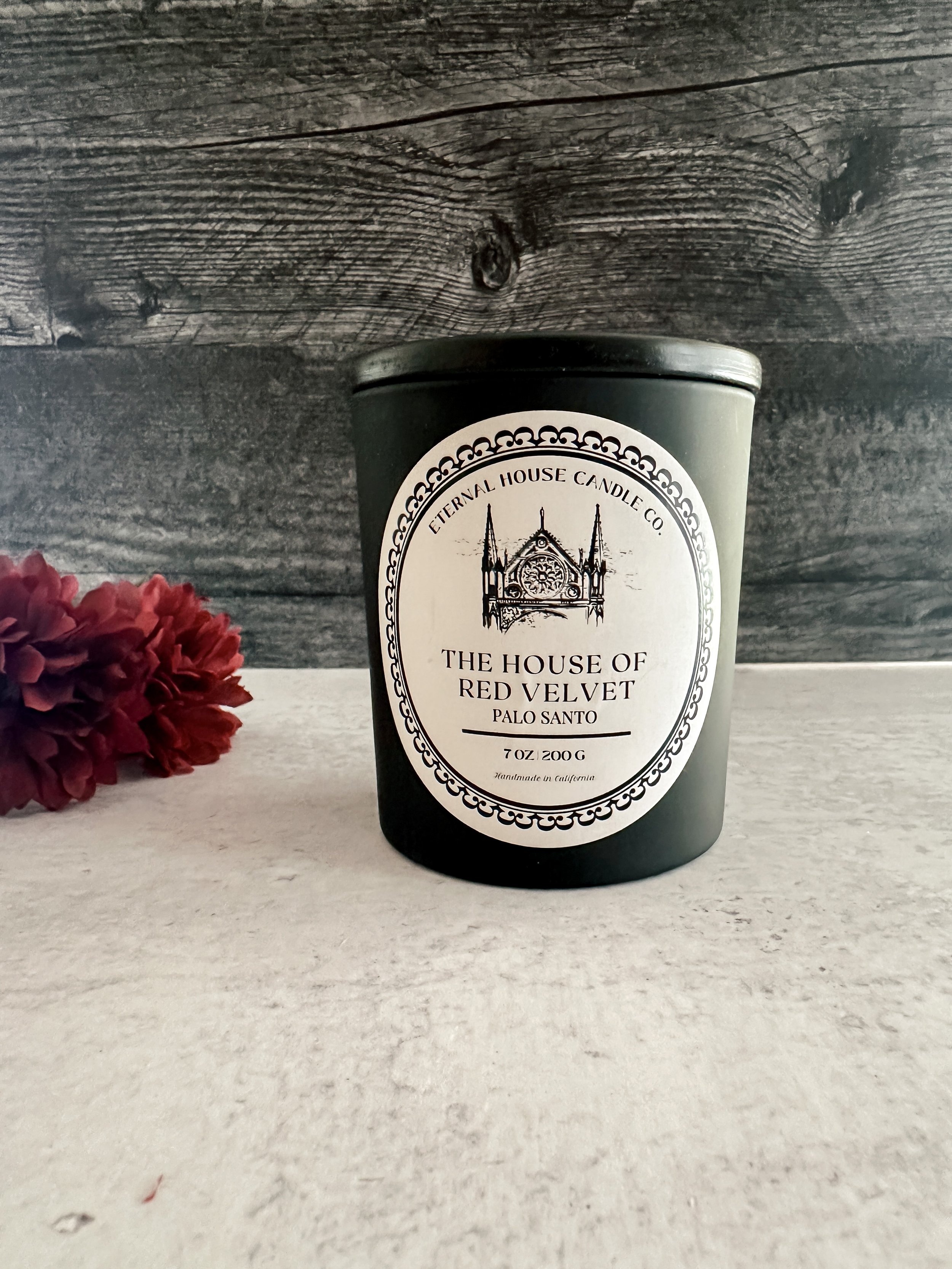 house-of-red-velvet-palo-santo-soy-wax-candle-black-matte-jar.JPG